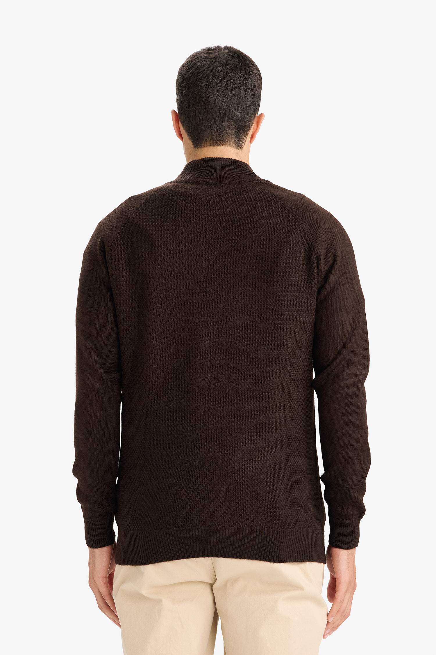 Standart Fit Fermuarlı Yaka Triko Kazak