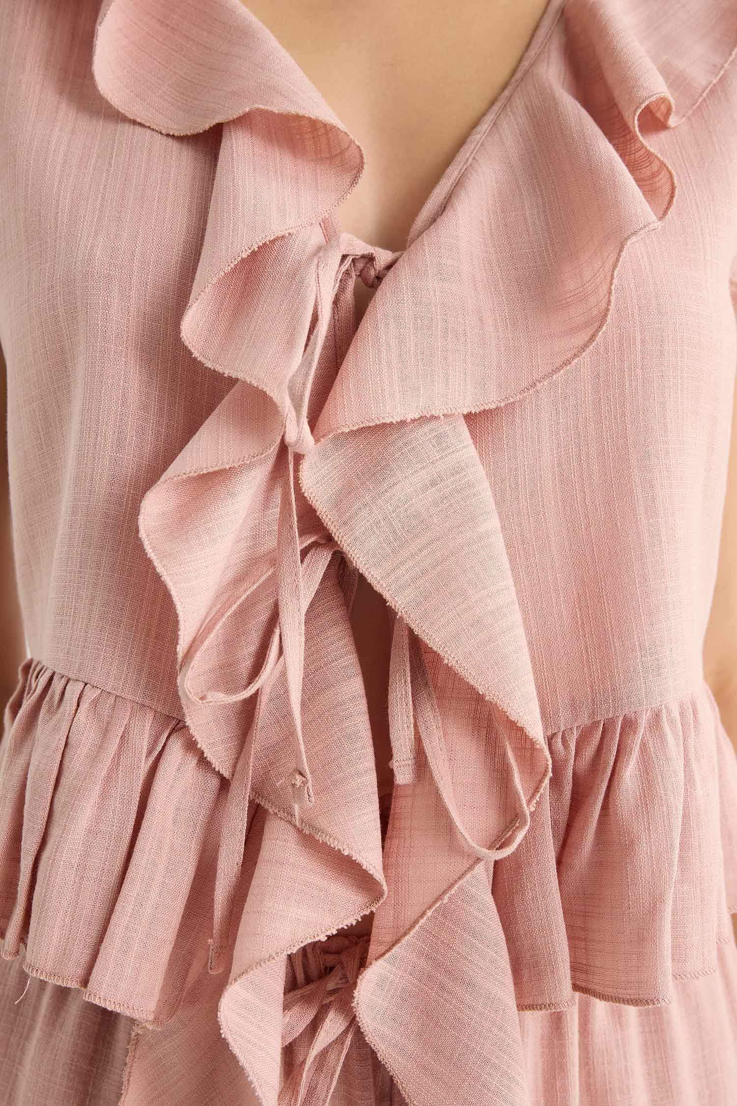 Regular Fit Dokulu Fırfırlı Kolsuz Bluz