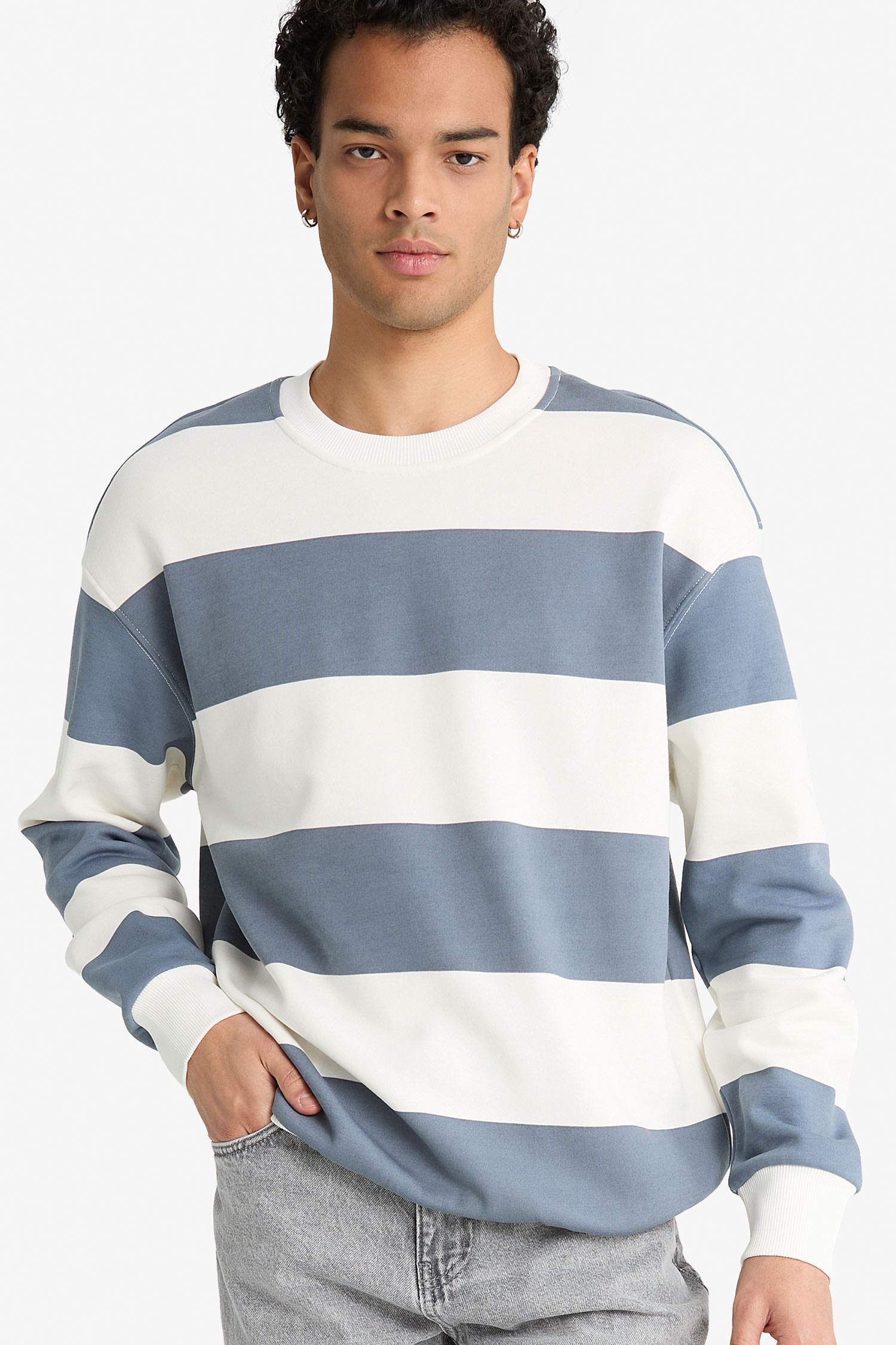 Boxy Fit Bisiklet Yaka Çizgili Sweatshirt