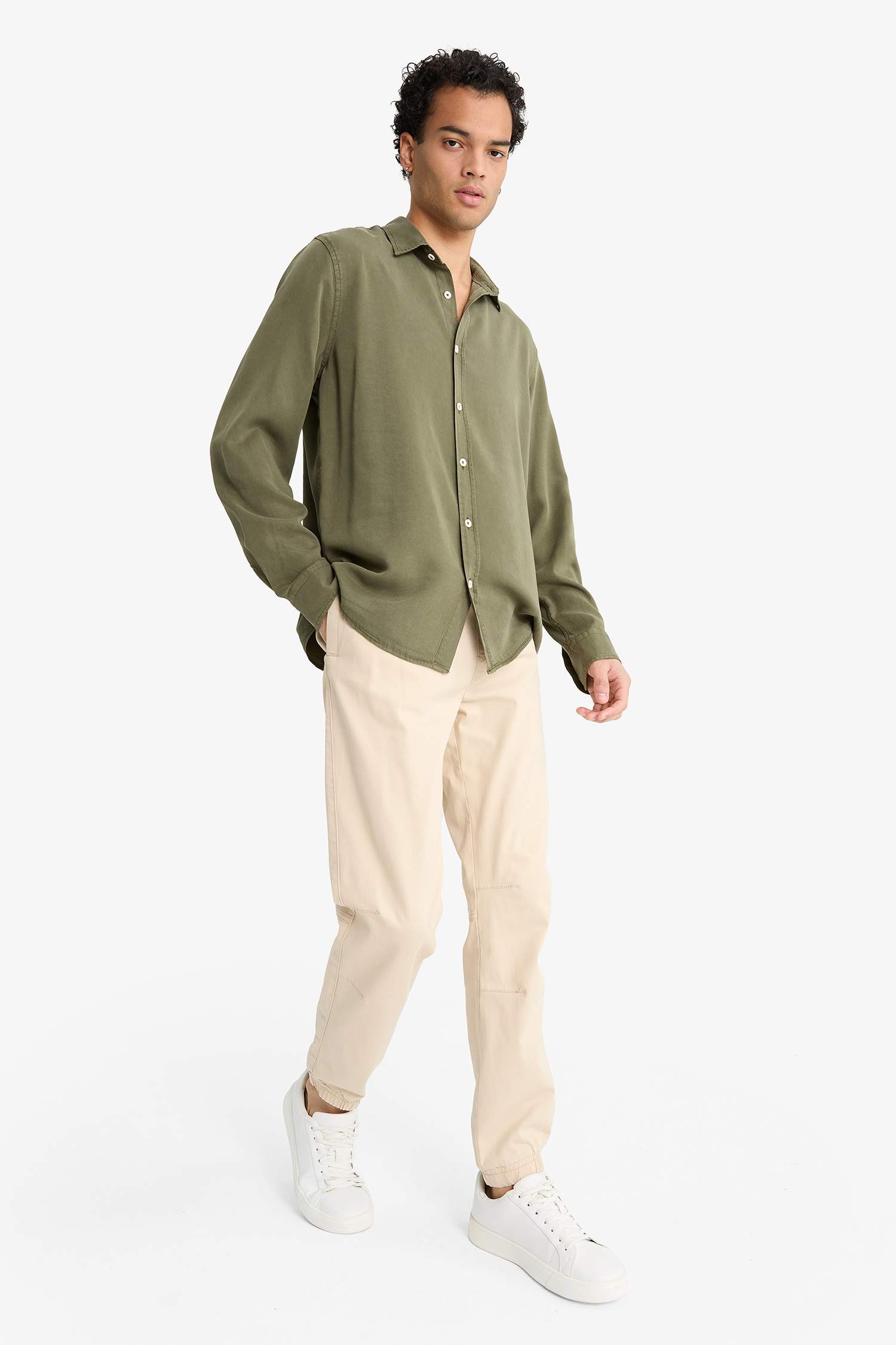 Jogger Fit Three Pocket Jogger Pants