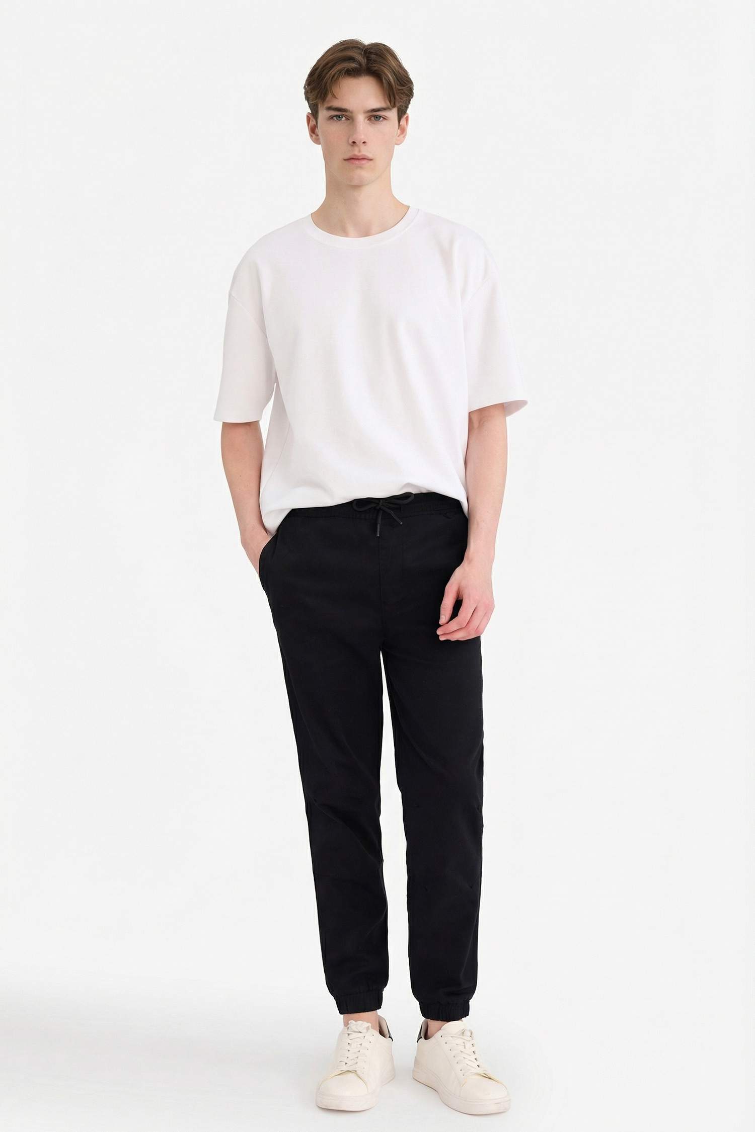 بنطرون جوجر فيت بثلاثة جيوب