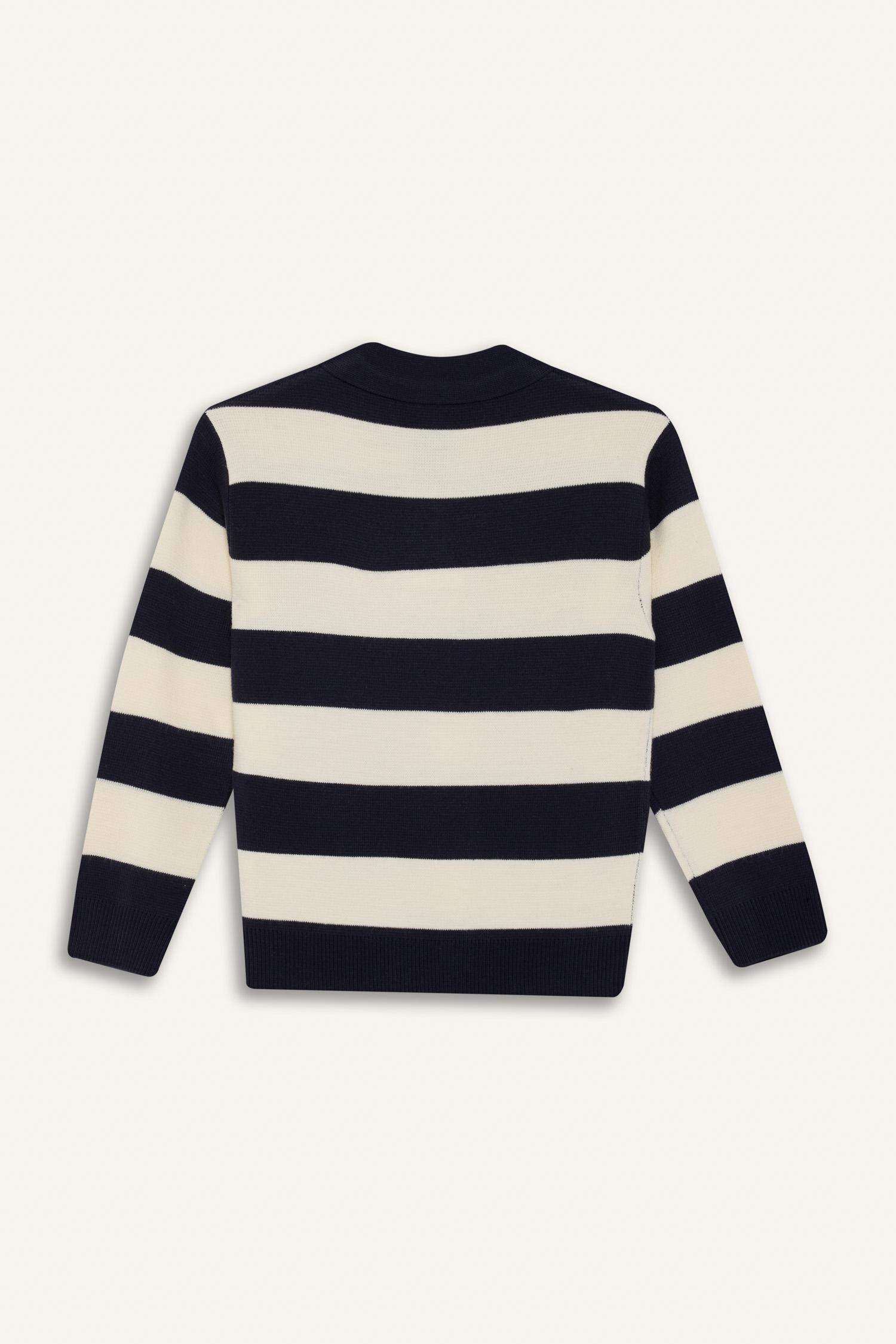 Ұлдарға қалыпты пішім Пулловер