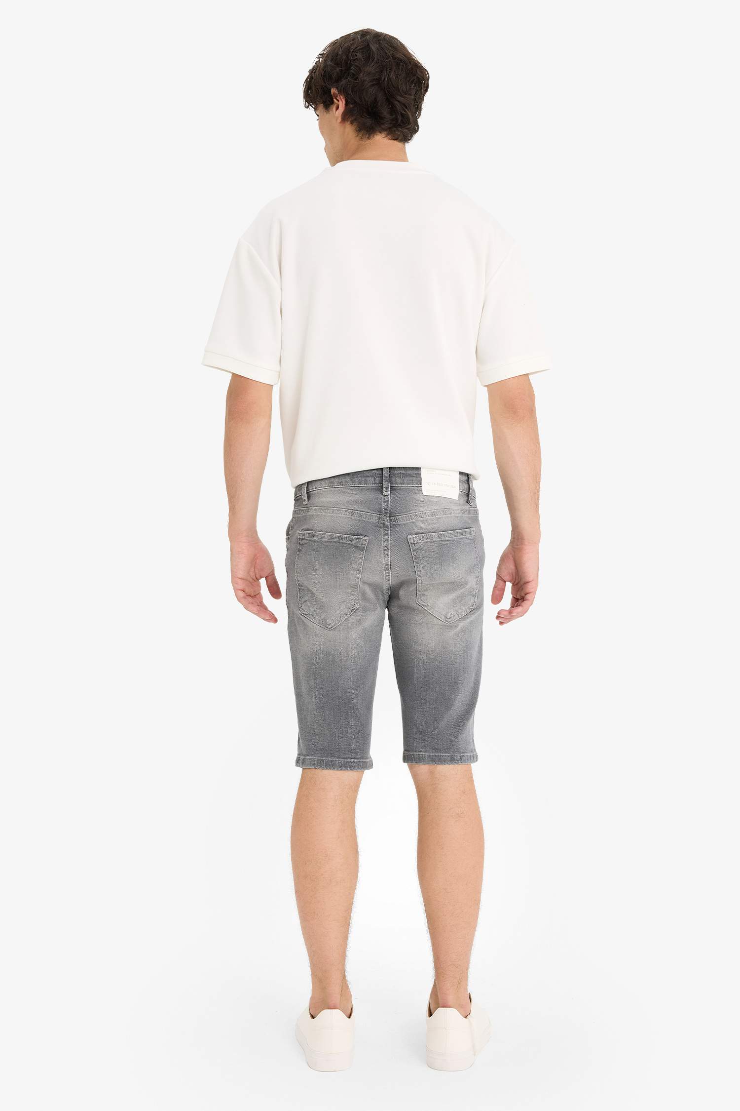 Slim Fit Dar Kesim Jean Bermuda Şort