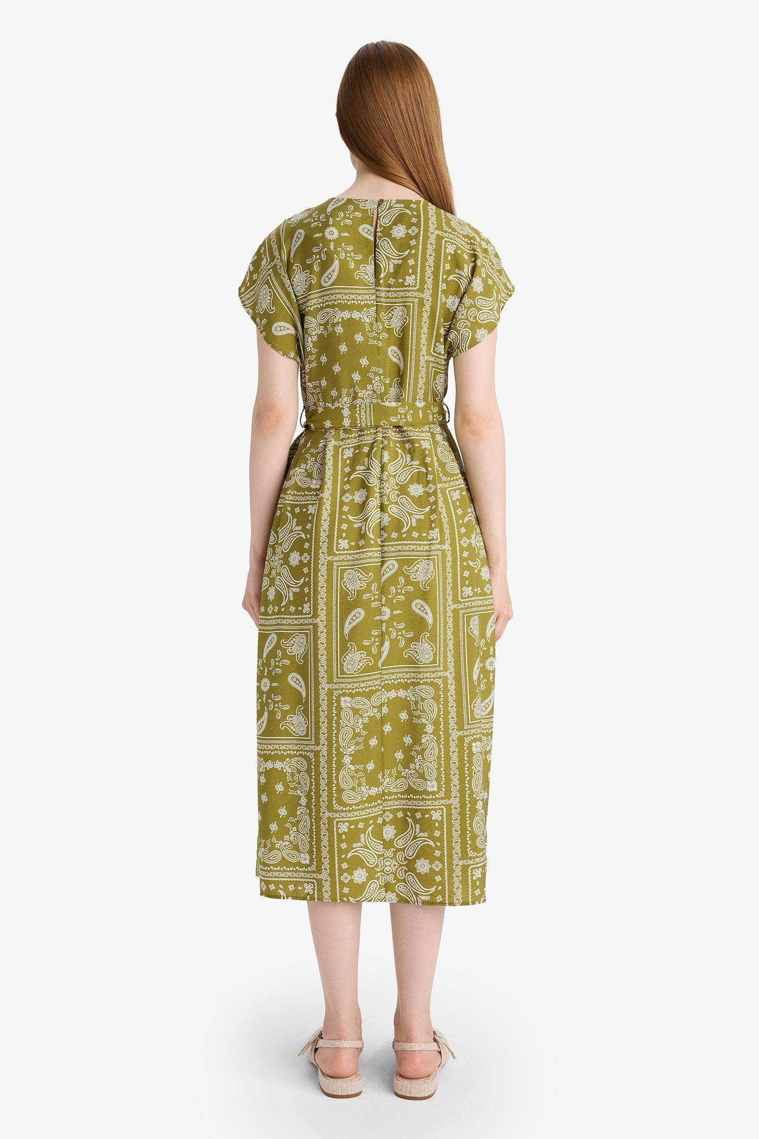 A Kesim Yuvarlak Yaka Desenli Kısa Kollu Midi Elbise