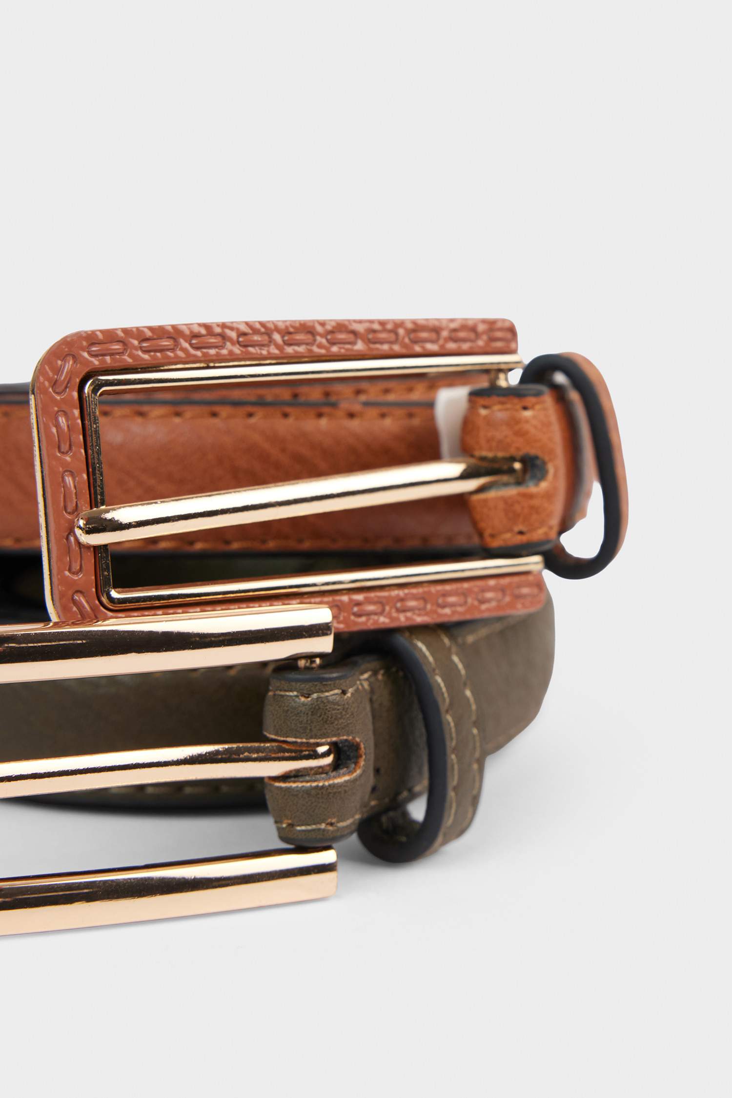 Woman 2 piece Faux Leather Belt