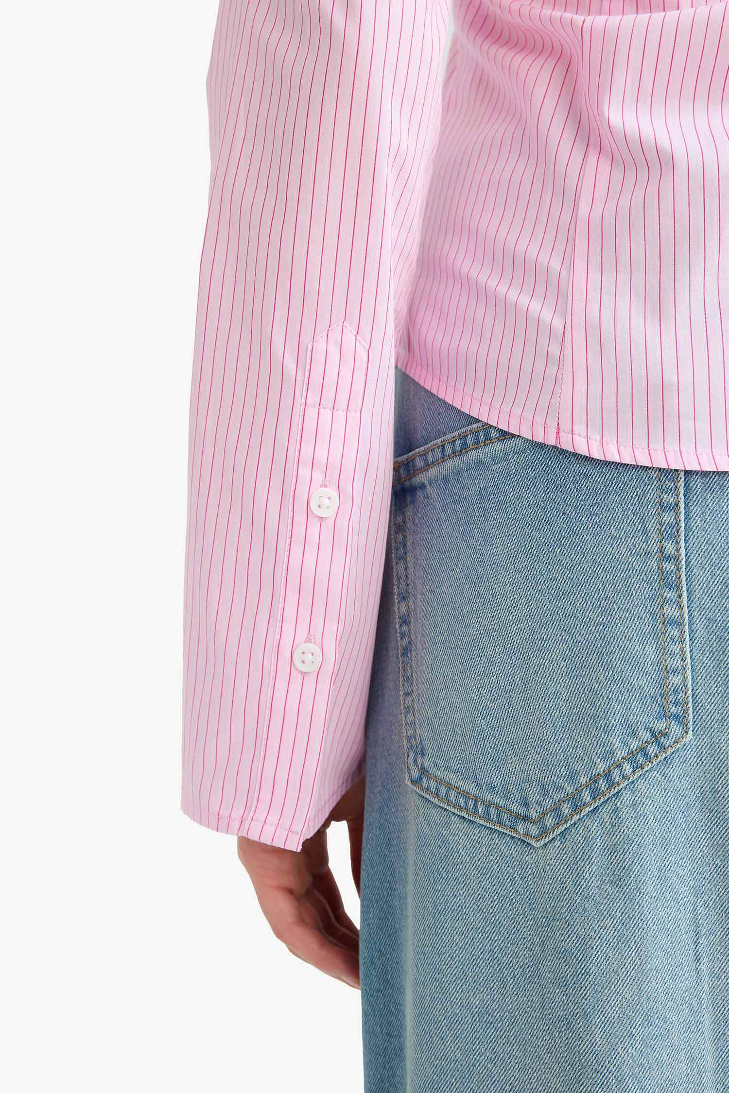 ұзын бұлшықет пішімі Ұзын жеңді көйлек