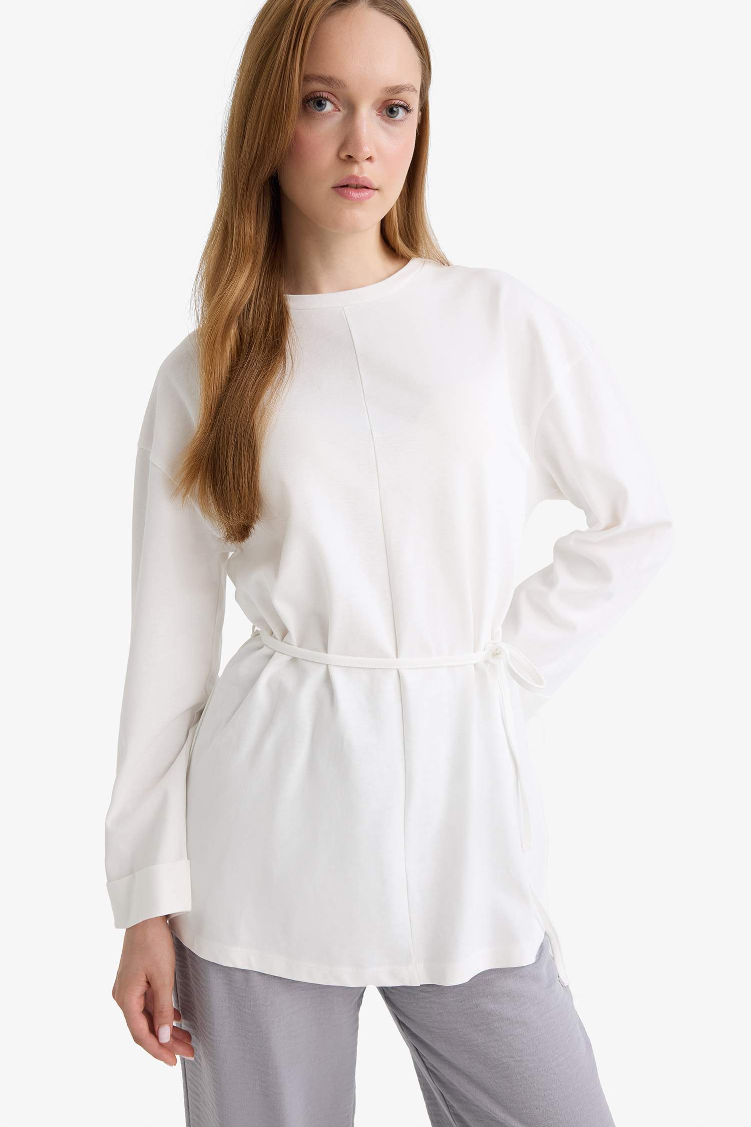 تونيكة كم طويل قصة فضفاضة بياقة مستديرة