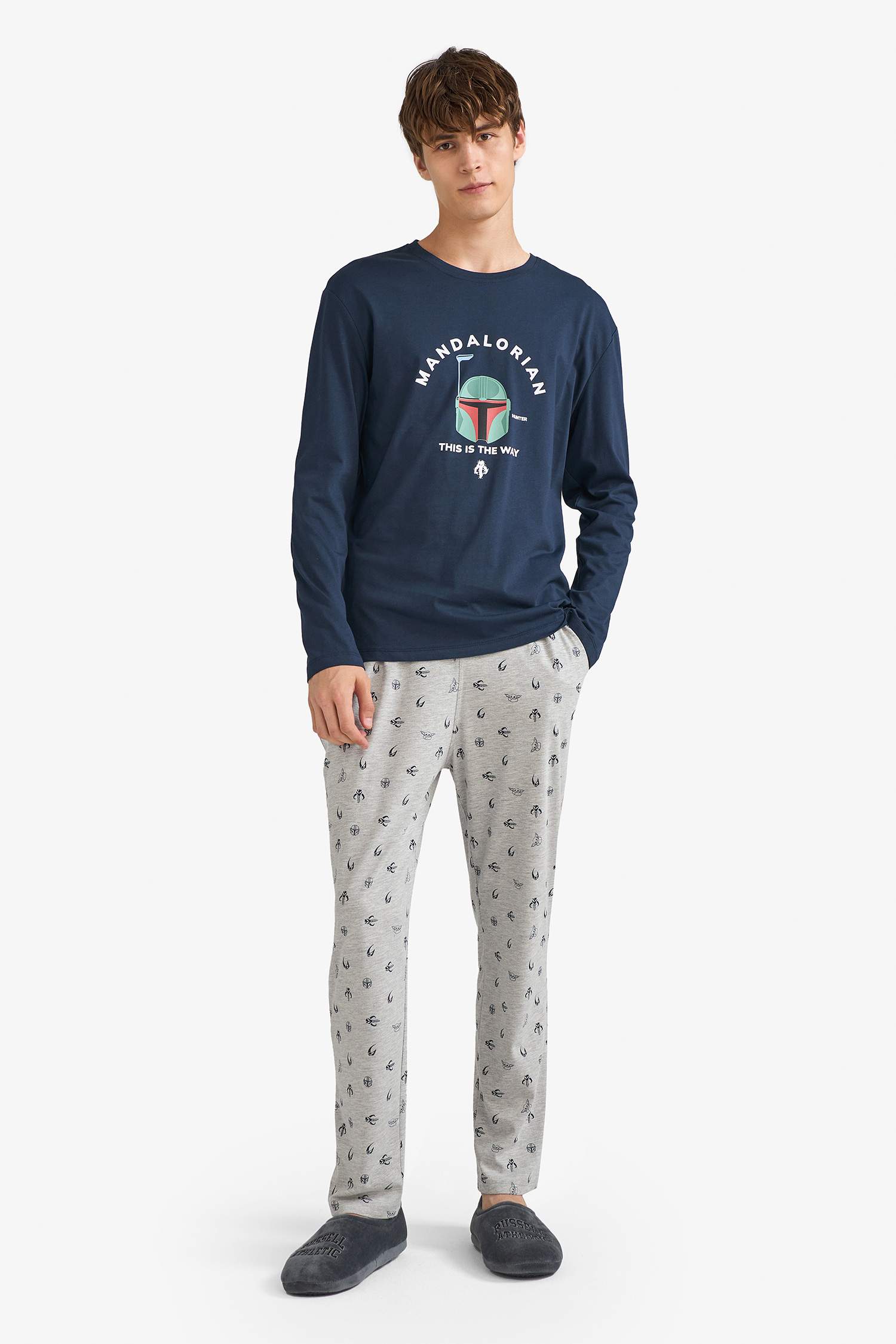 سيت قصة عادية ردن طويل من ستار وورز - قطعتين