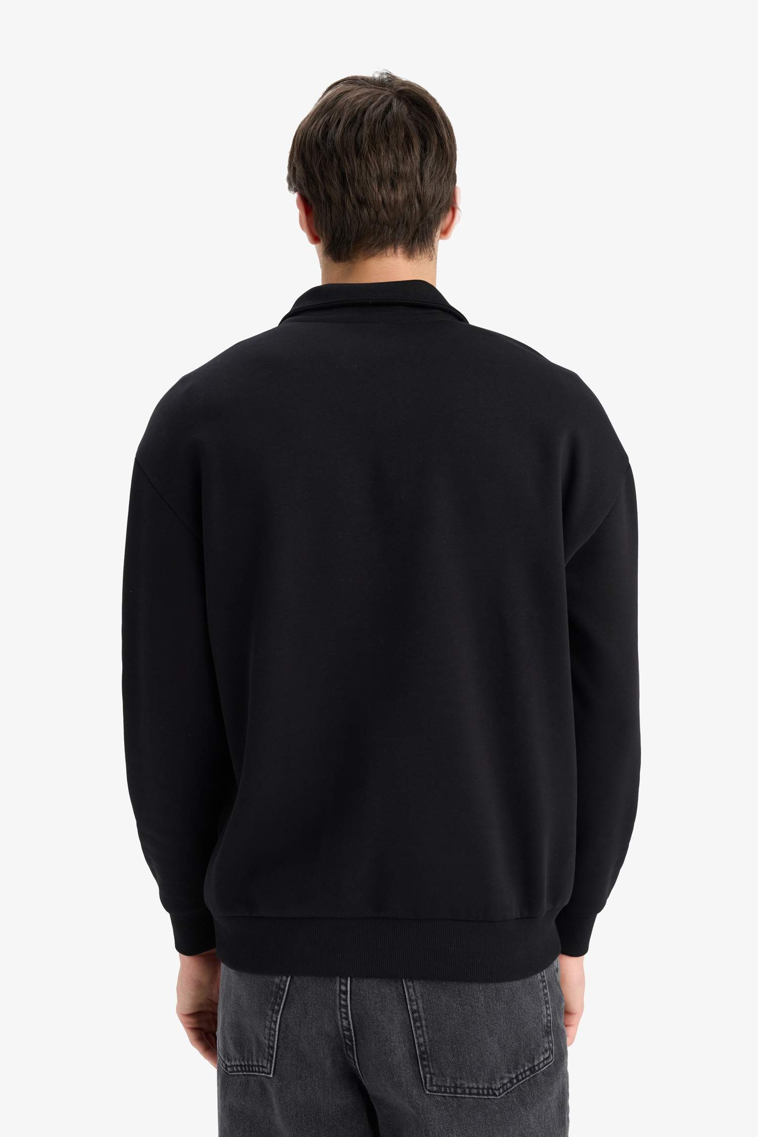 Свитшот с высоким воротником и принтом свободного кроя