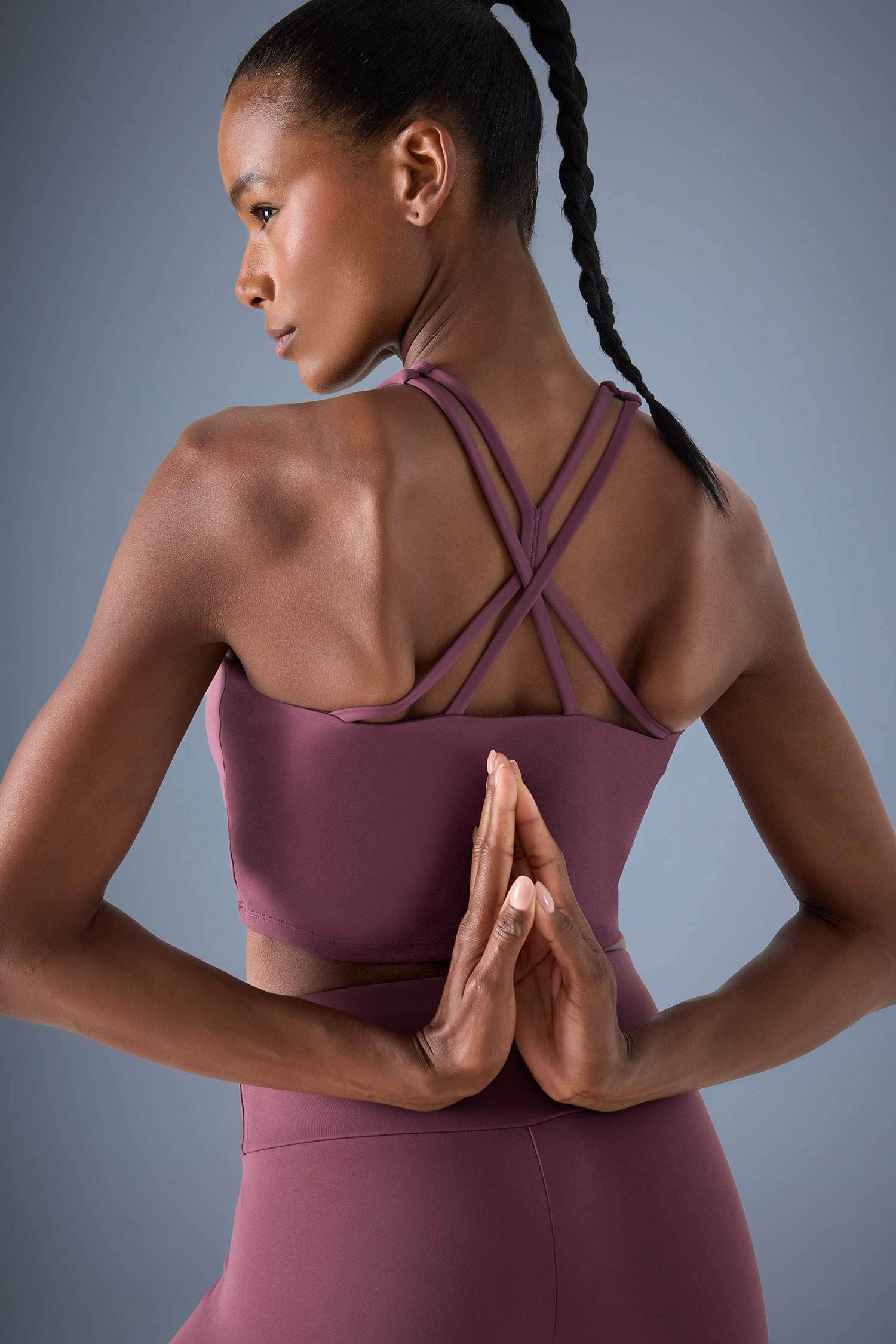 DeFactoFit Bisiklet Yaka Pedli İç Göstermez Esnek Kumaş Uzun Sporcu Sütyeni