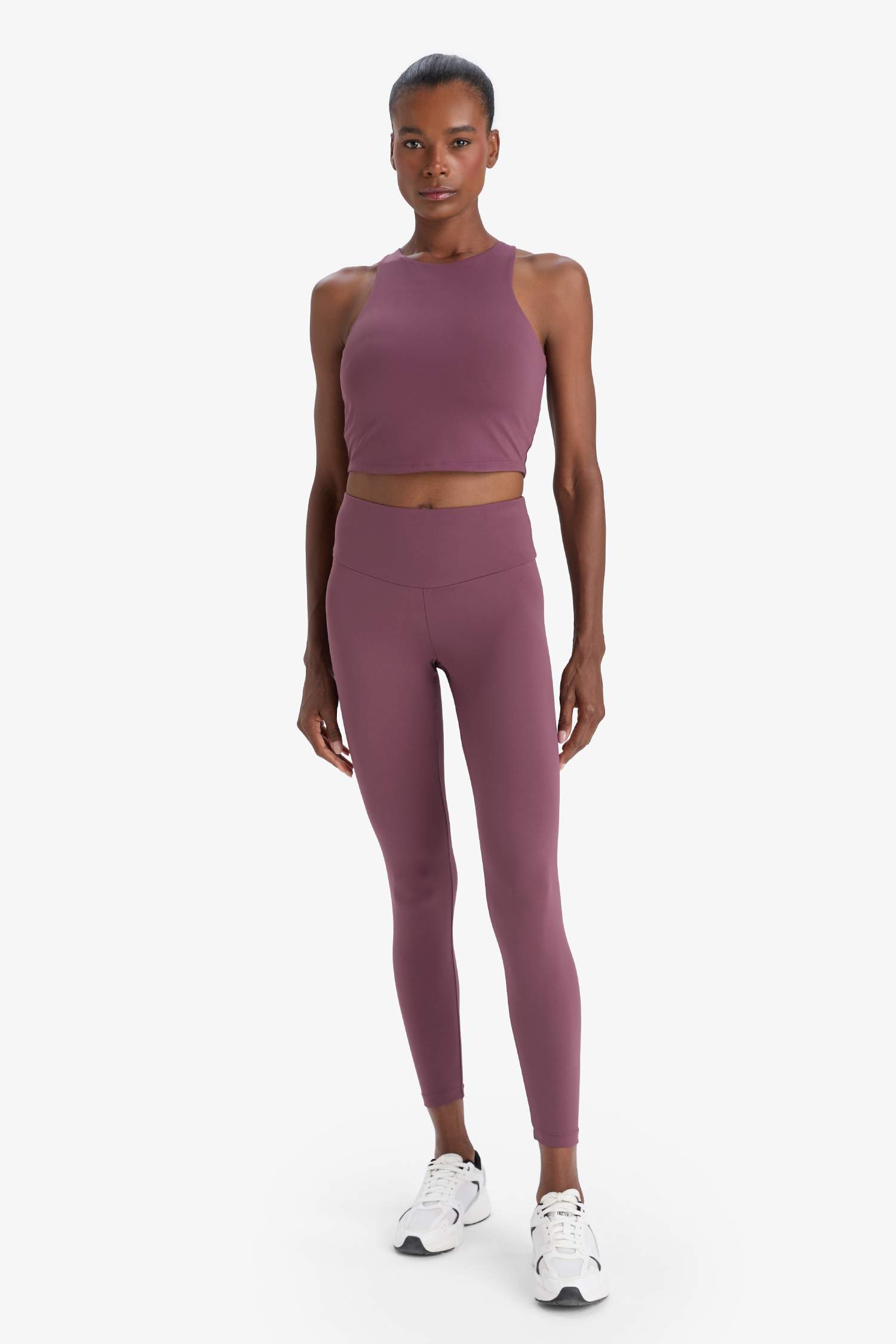 DeFactoFit Bisiklet Yaka Pedli İç Göstermez Esnek Kumaş Uzun Sporcu Sütyeni