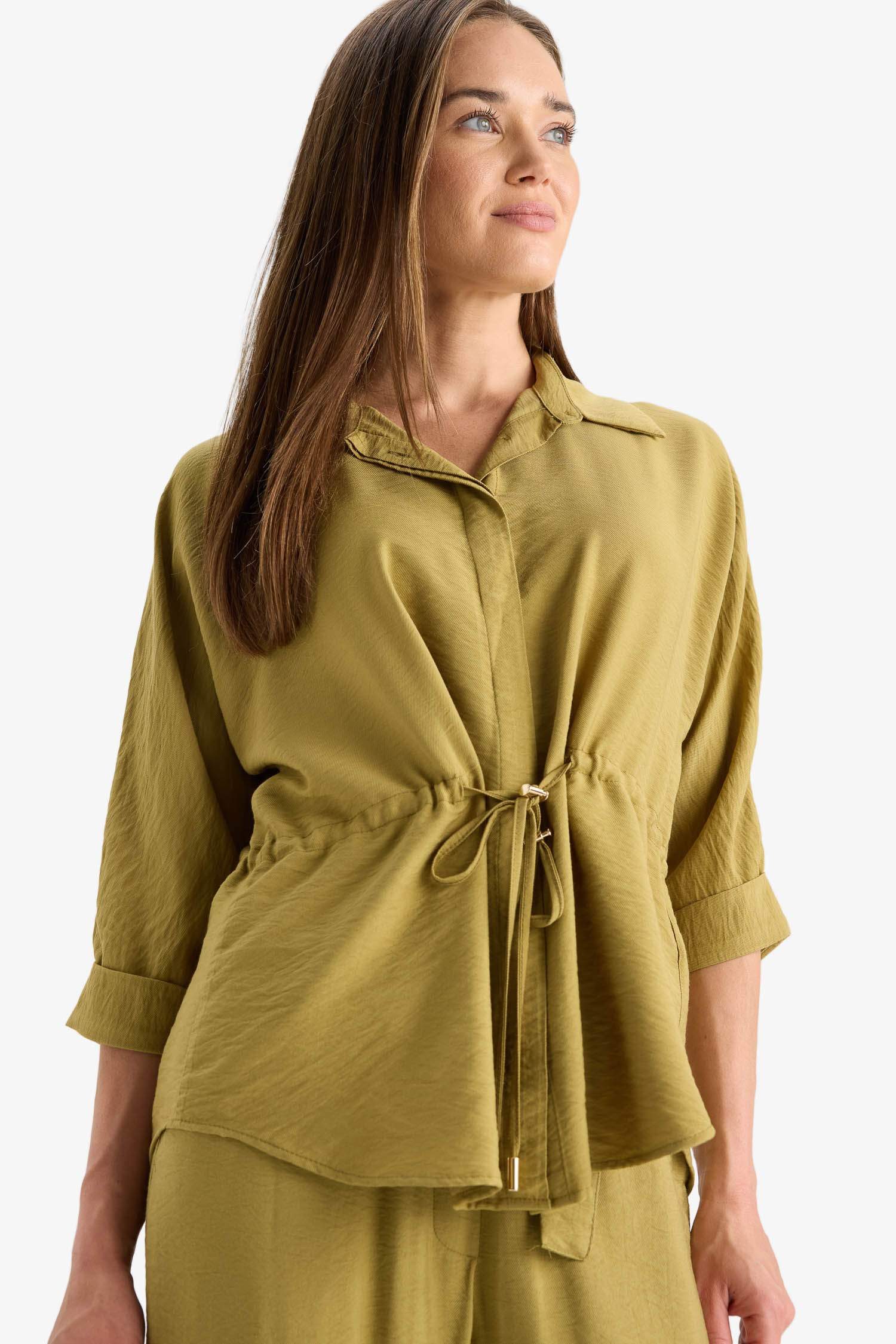 قميص كم طويل بخصر مطاطي برباط