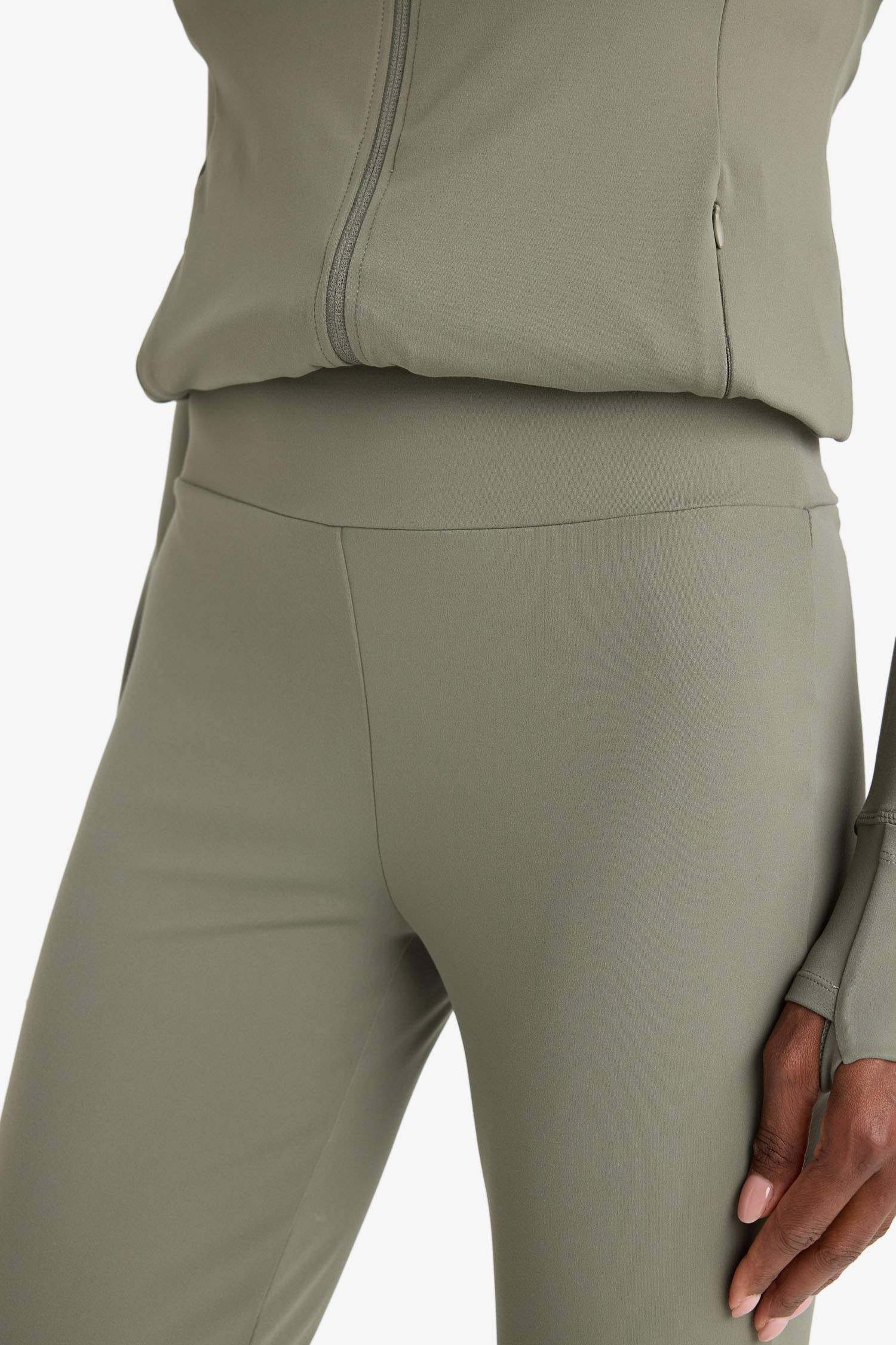 Pantalon de sport flare fit à jambes larges de DeFactoFit