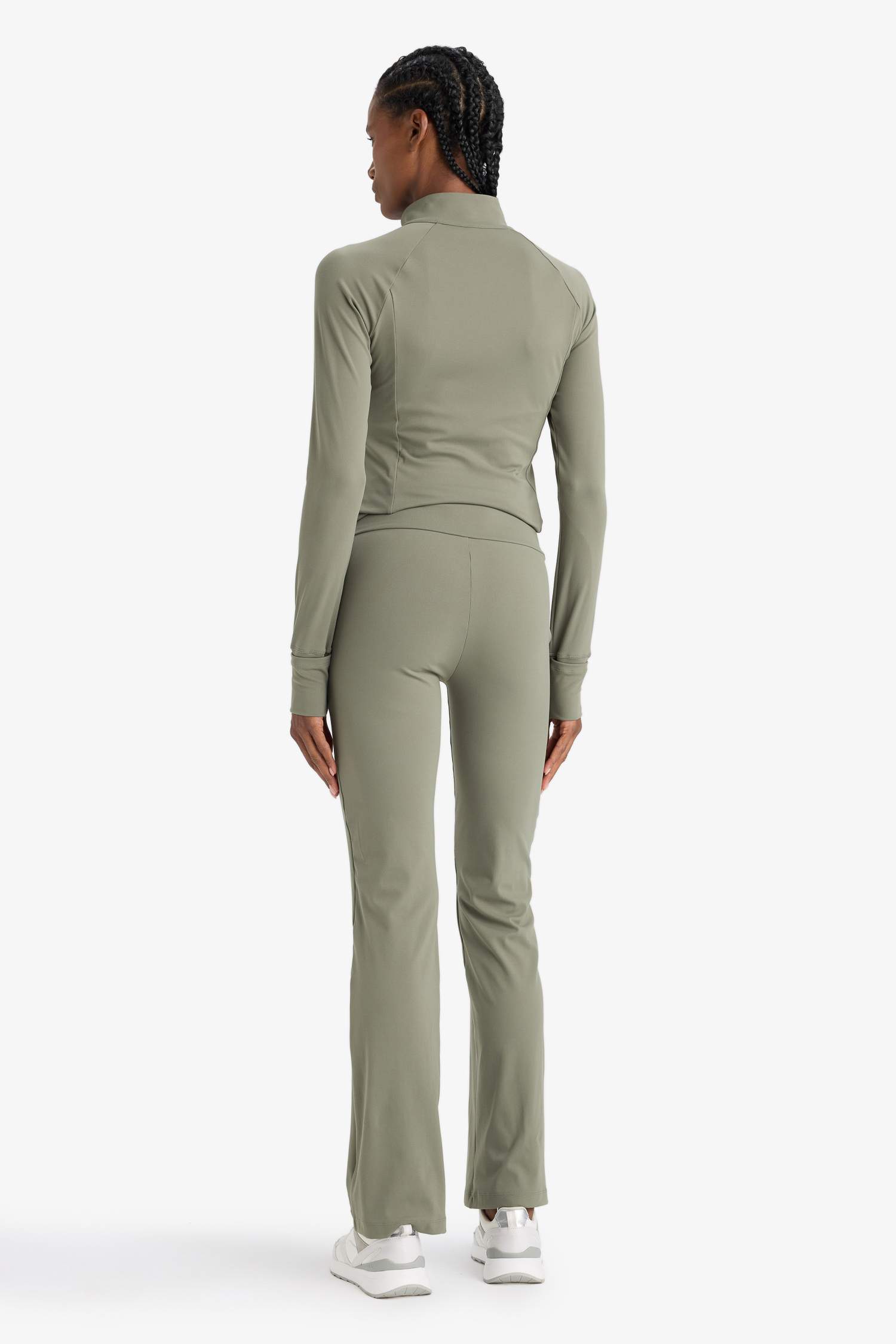 Pantalon de sport flare fit à jambes larges de DeFactoFit