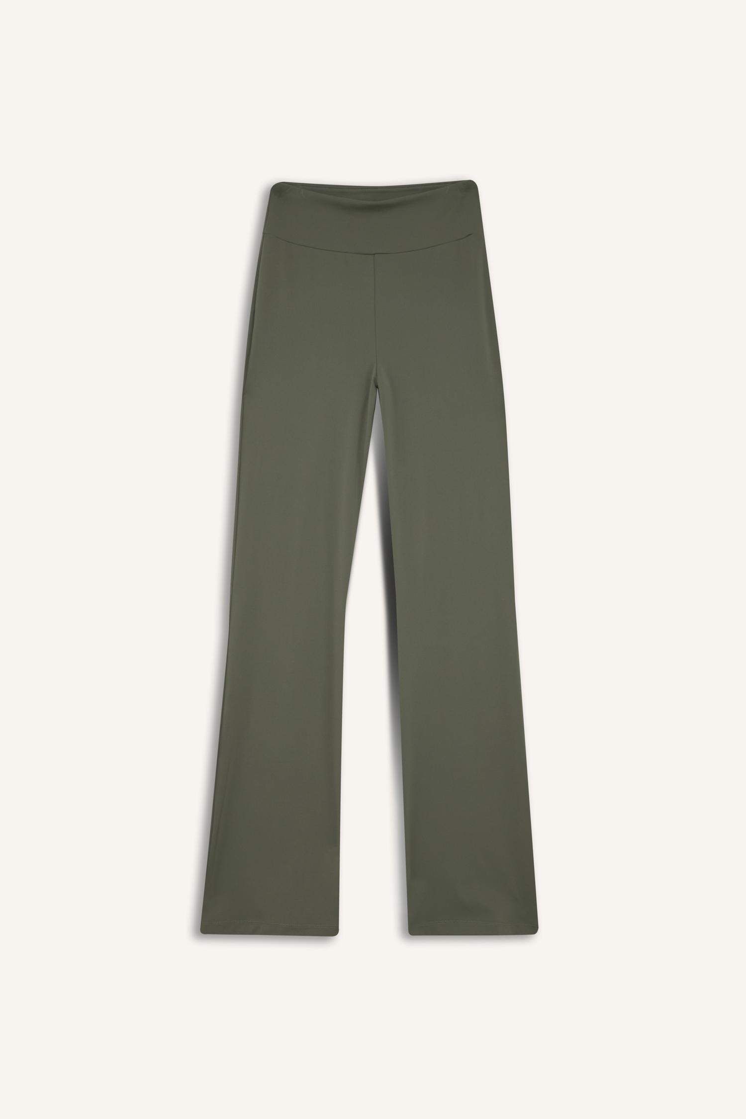 Pantalon de sport flare fit à jambes larges de DeFactoFit