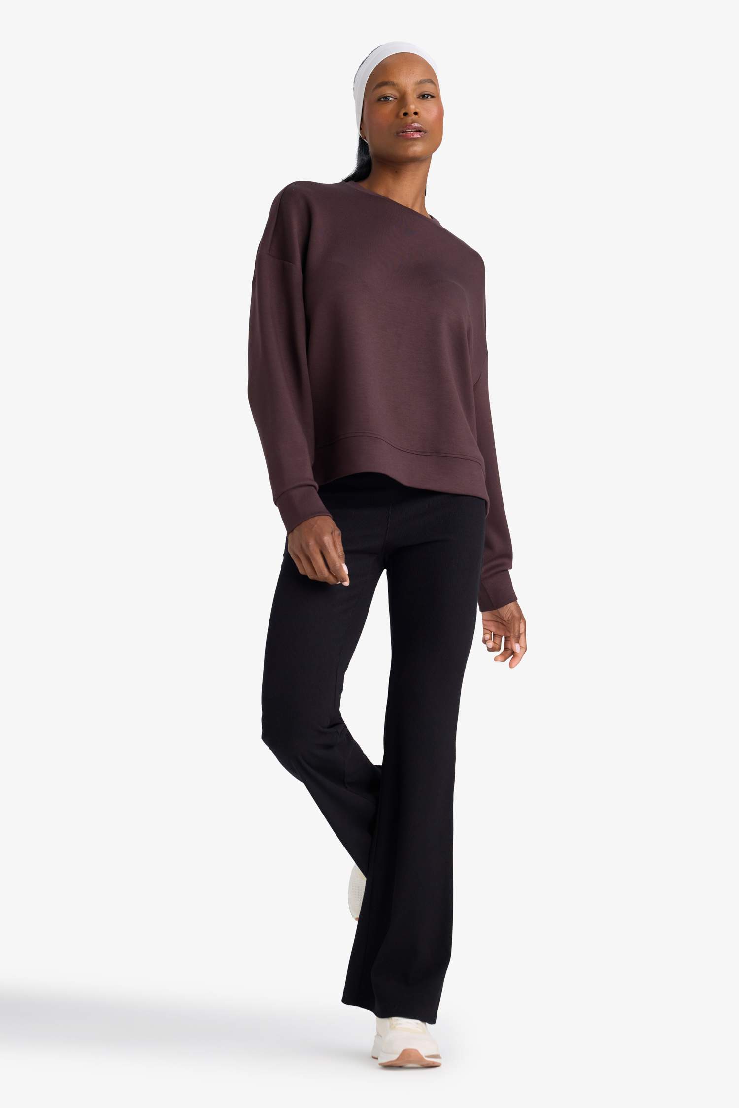 بنطلون رياضي فلير فيت مضلع برجل واسع وخصر عالي من DeFactoFit