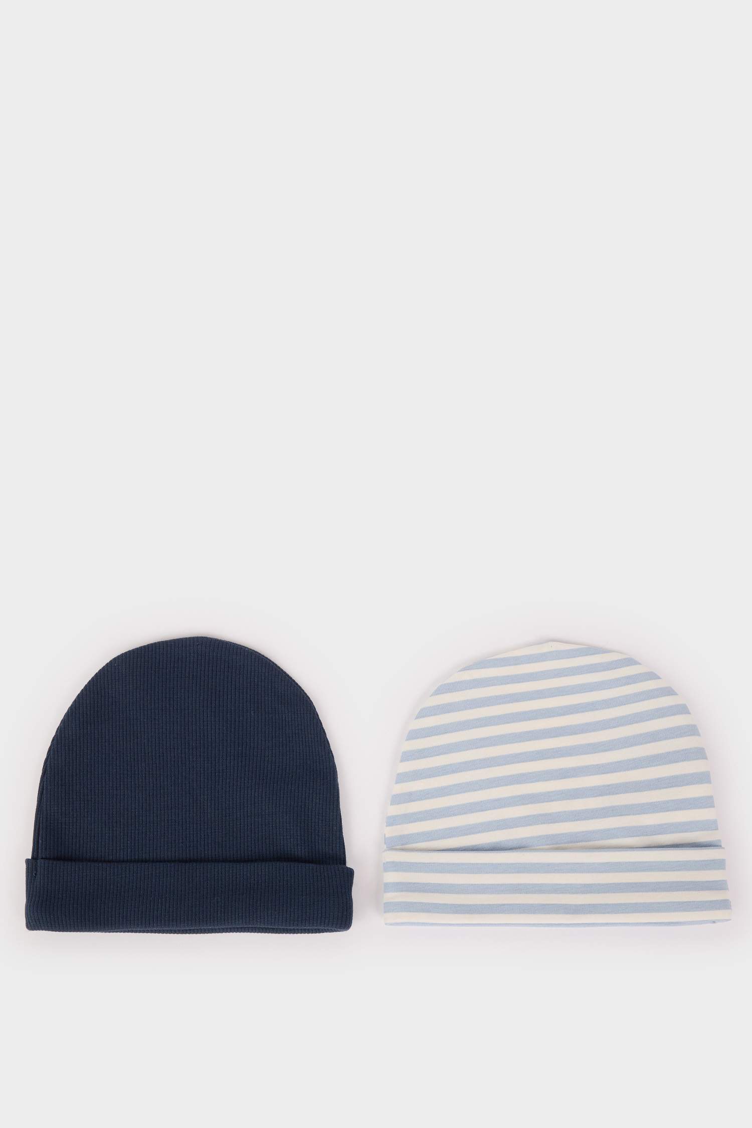 Erkek Bebek Yenidoğan Desenli 2'li Pamuklu Bere