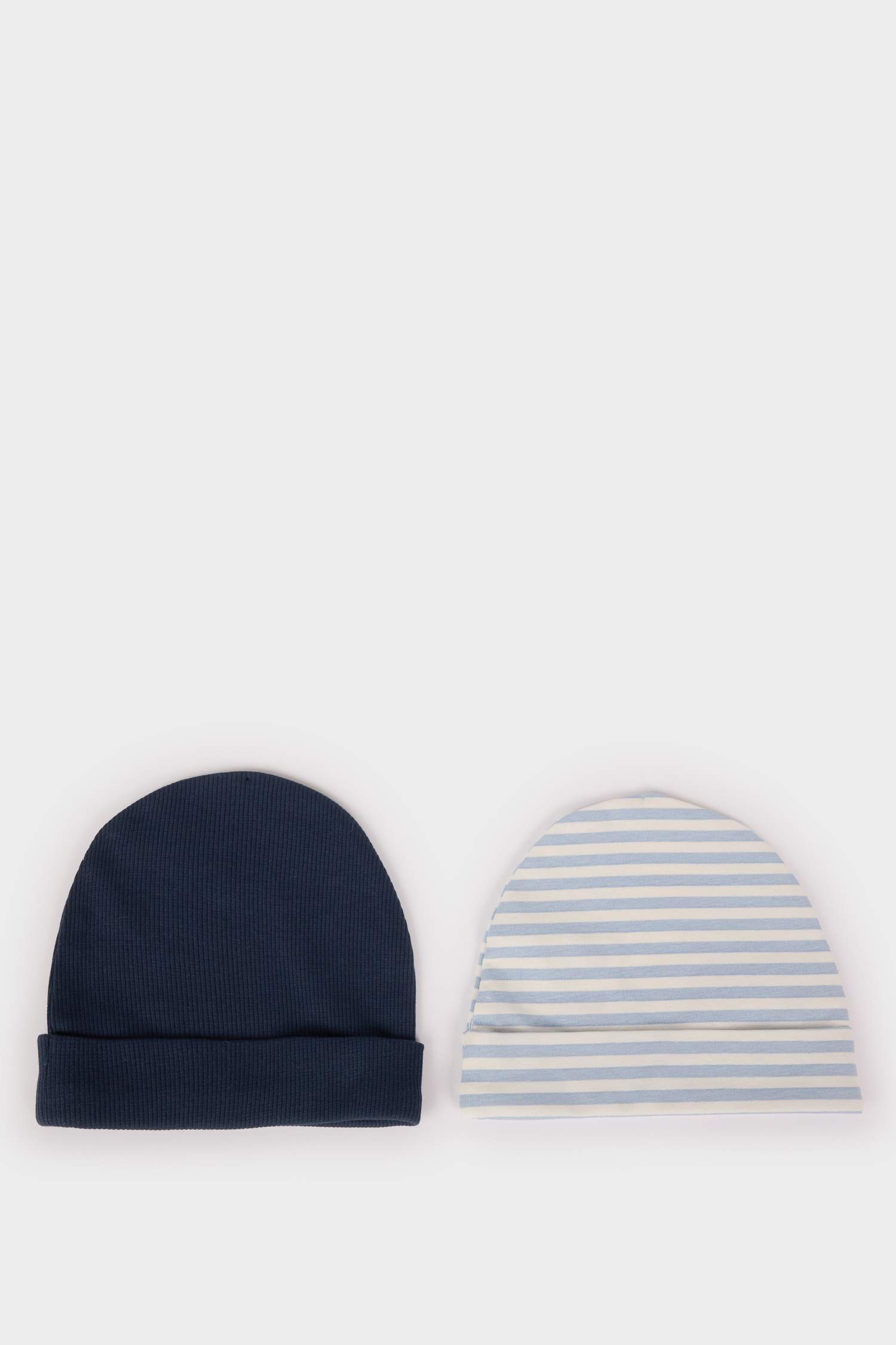 Erkek Bebek Yenidoğan Desenli 2'li Pamuklu Bere