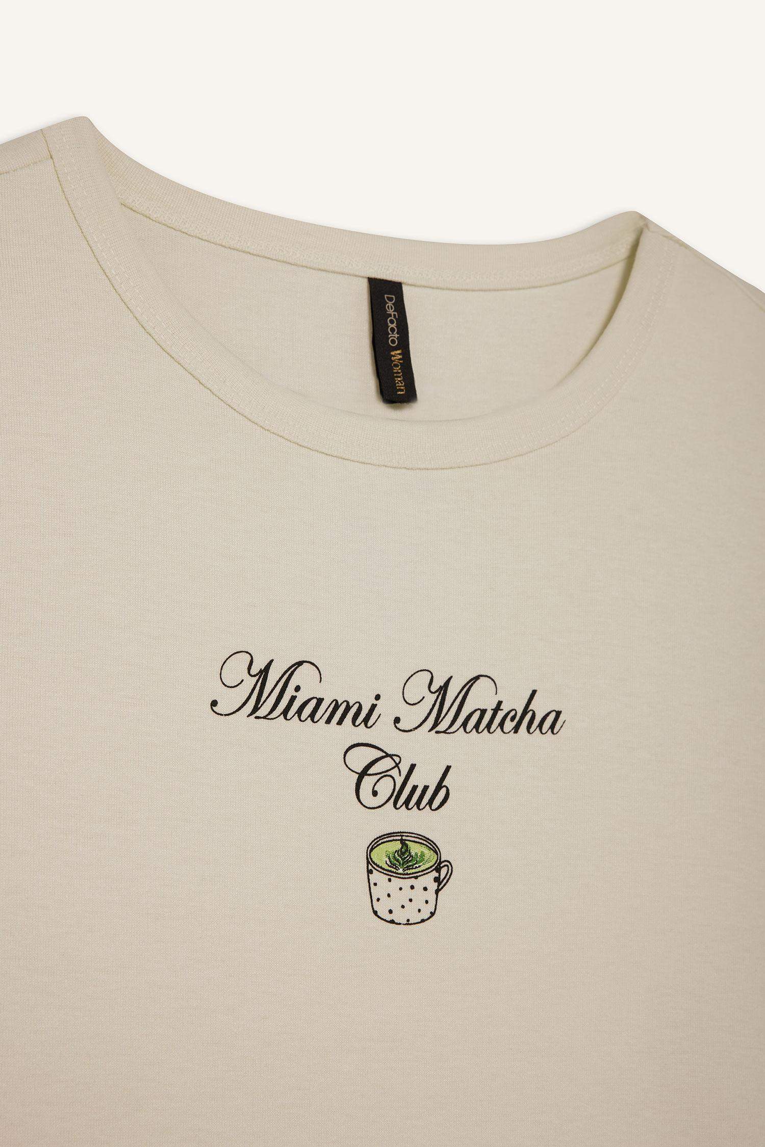 Regular Fit Crew Neck Slogan Printed Ribbon T-Shirt