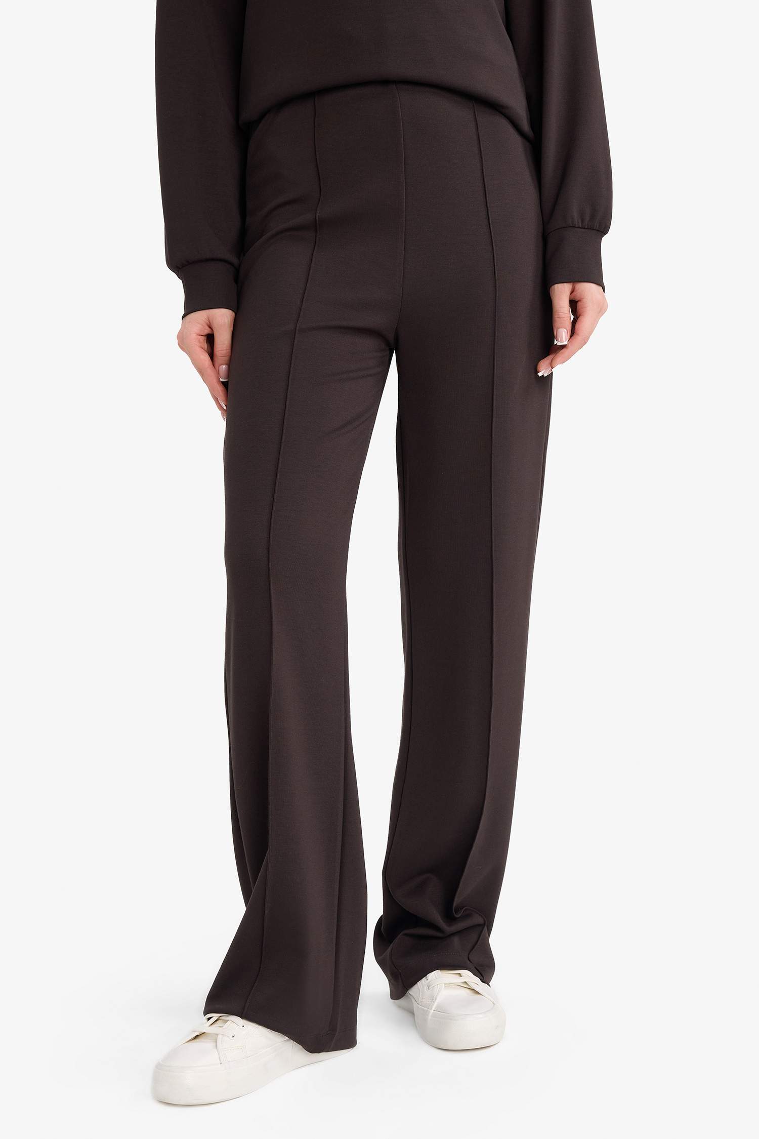 بنطرون قصة عادية