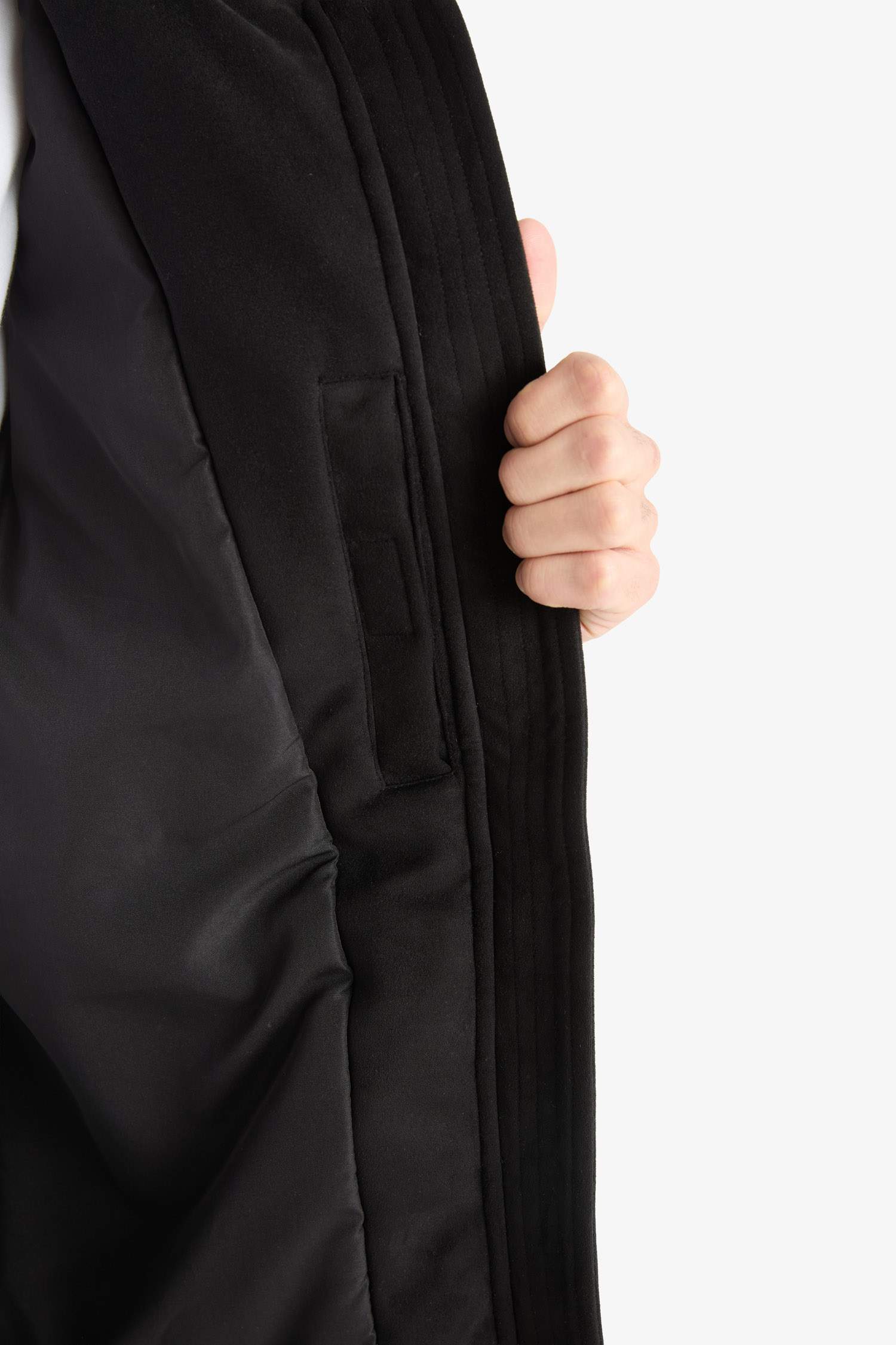 Regular Fit Nakış Detaylı İç Cepli Mont