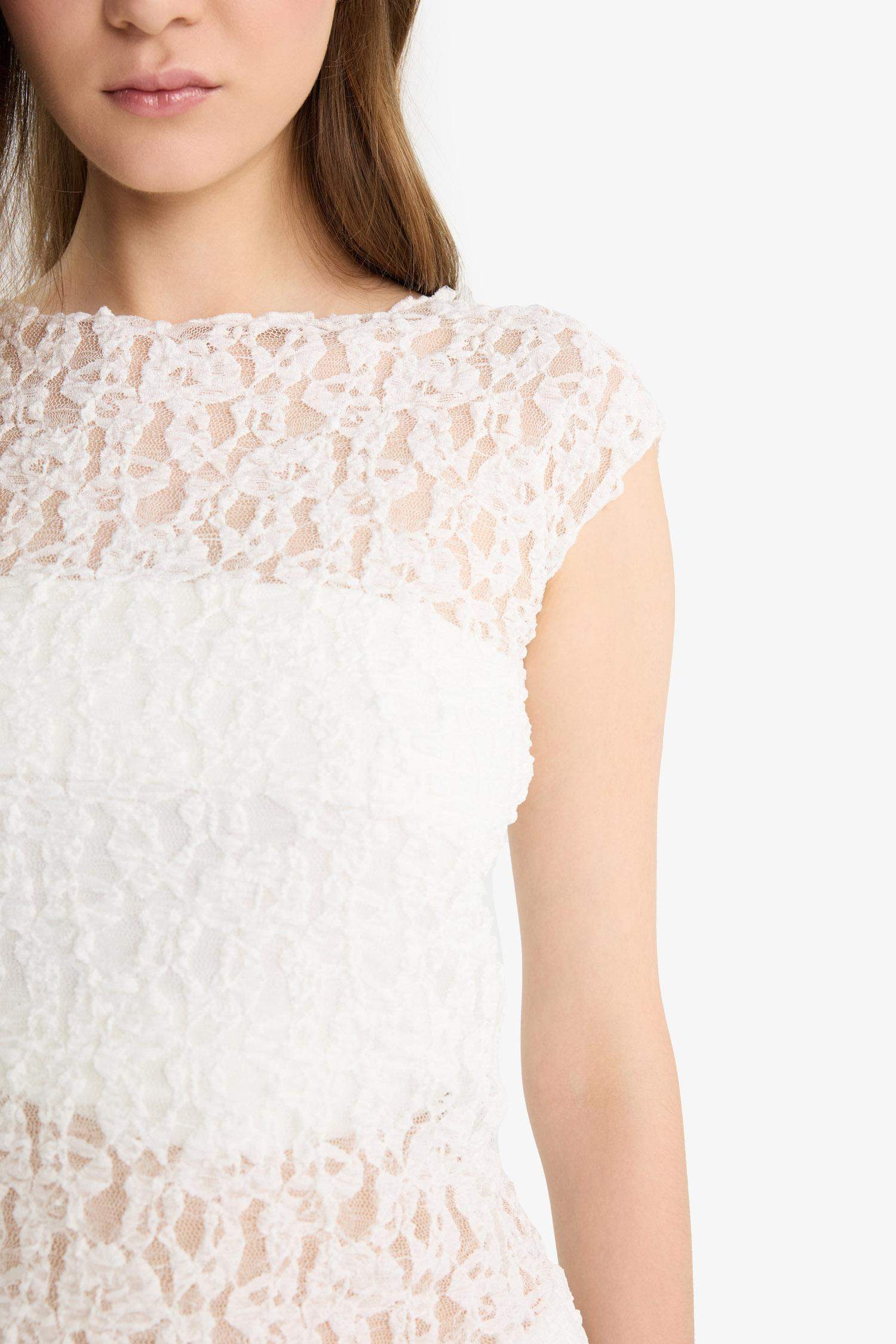 تيشيرت نص ردن دانتيل سليم فيت