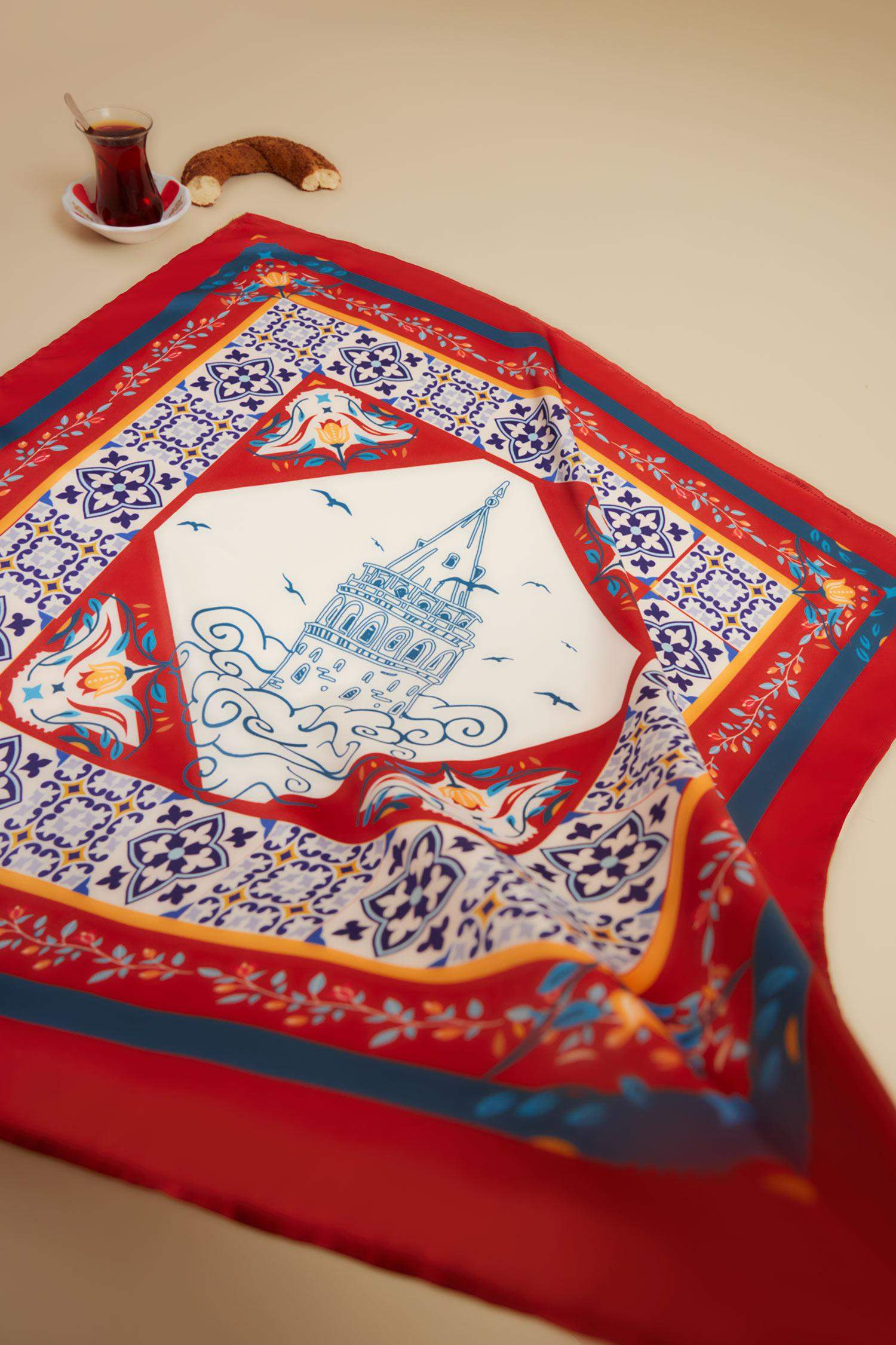 Kadın Galata Temalı Fular