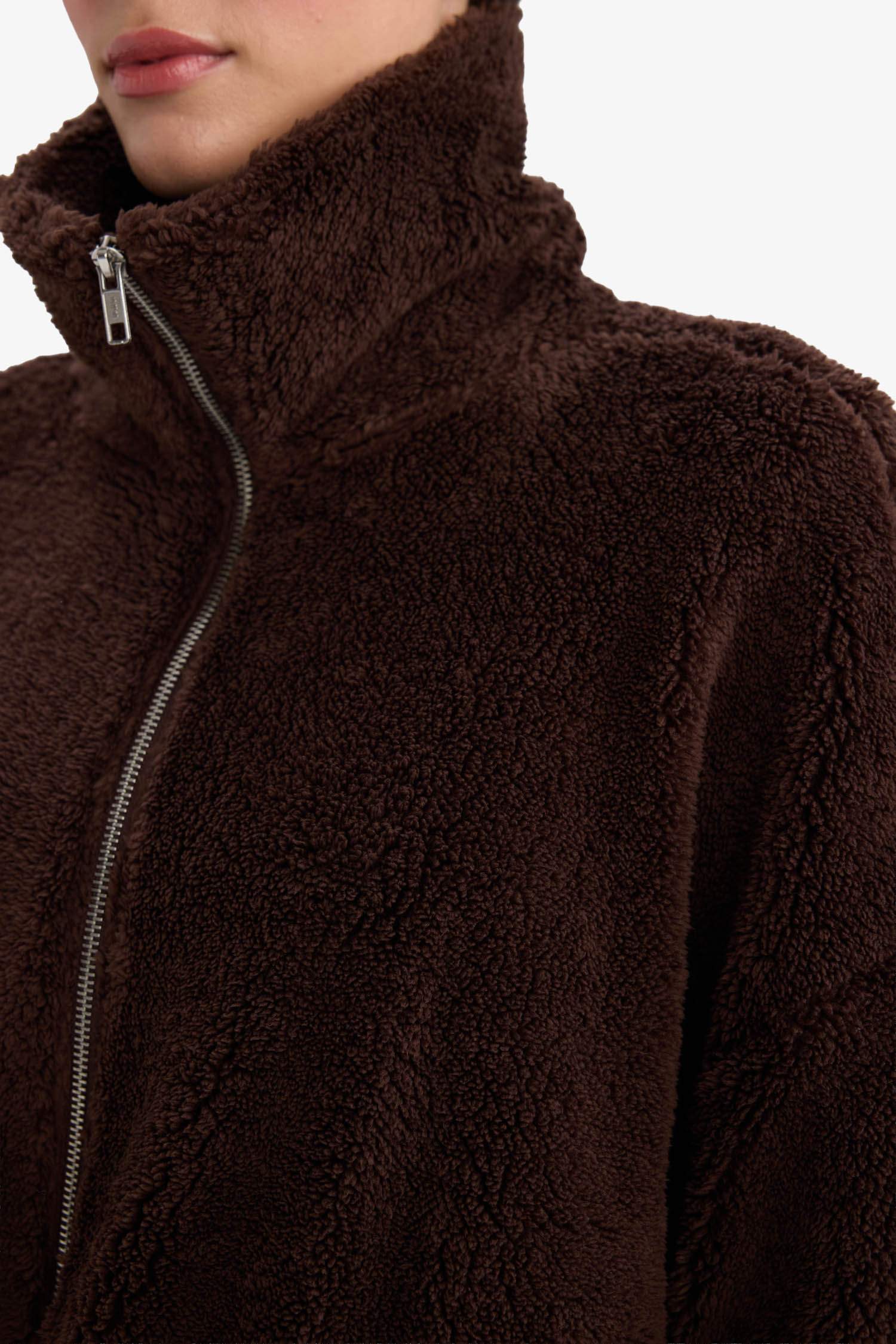 Oversize Fit Polo Neck Welsoft Plush Sweatshirt