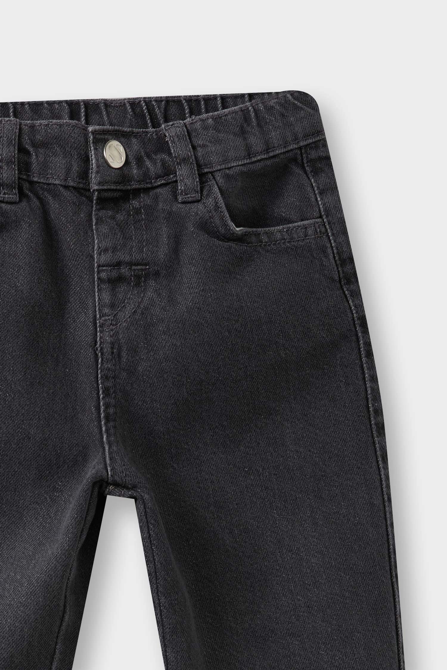 بنطرون جينز بيبي ولادي باتكيت قصة عادية