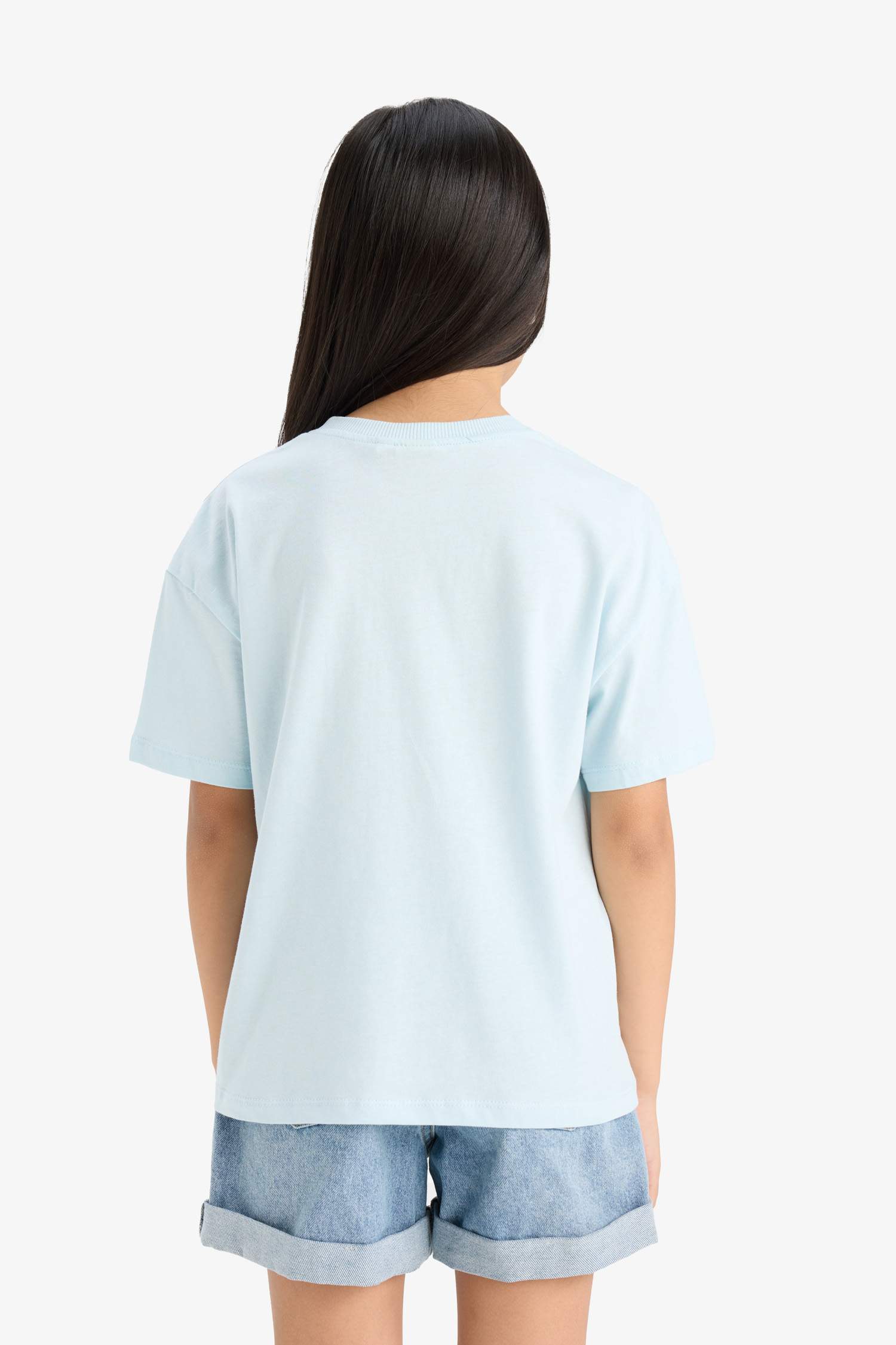 تيشيرت بناتي نص كم قصة مريحة من ليلو وستيتش