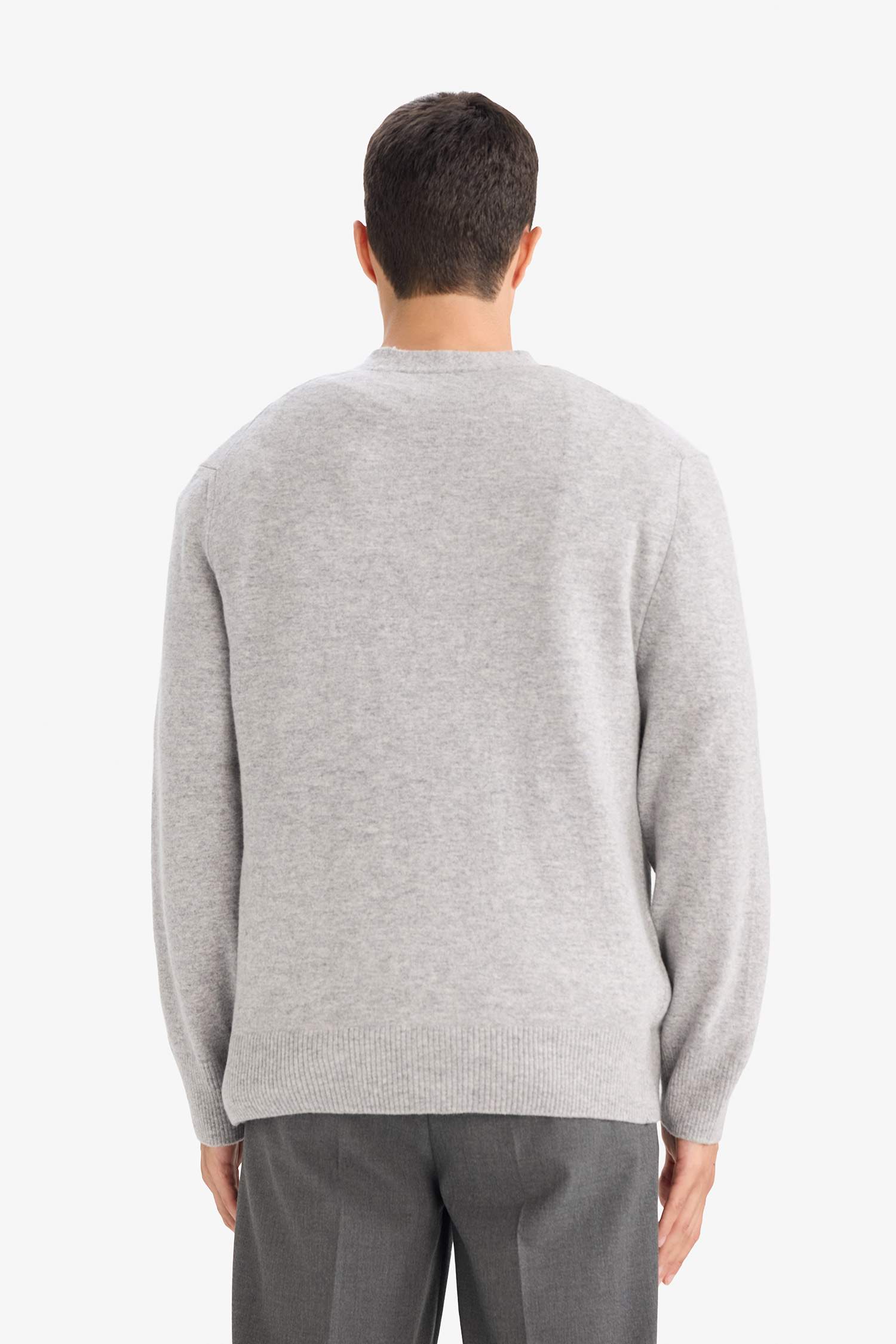 %100 Yün Relax Fit V Yaka Düğmeli Hırka