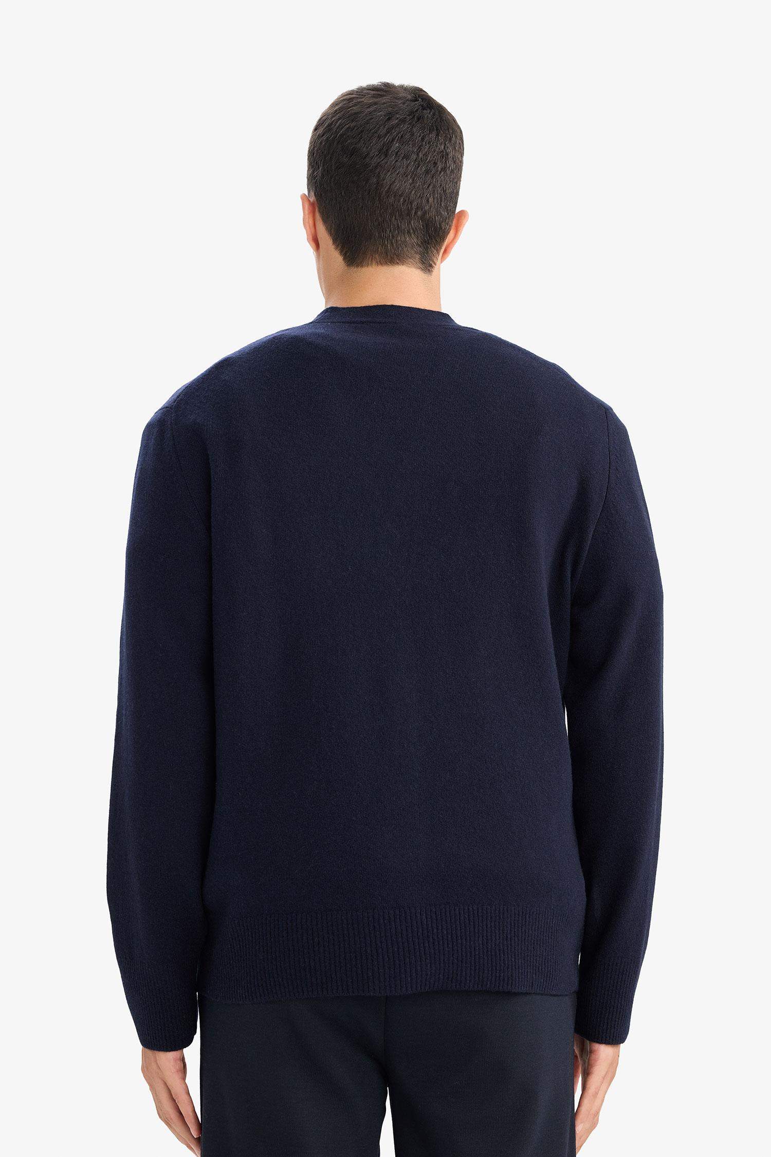 %100 Yün Relax Fit V Yaka Düğmeli Hırka