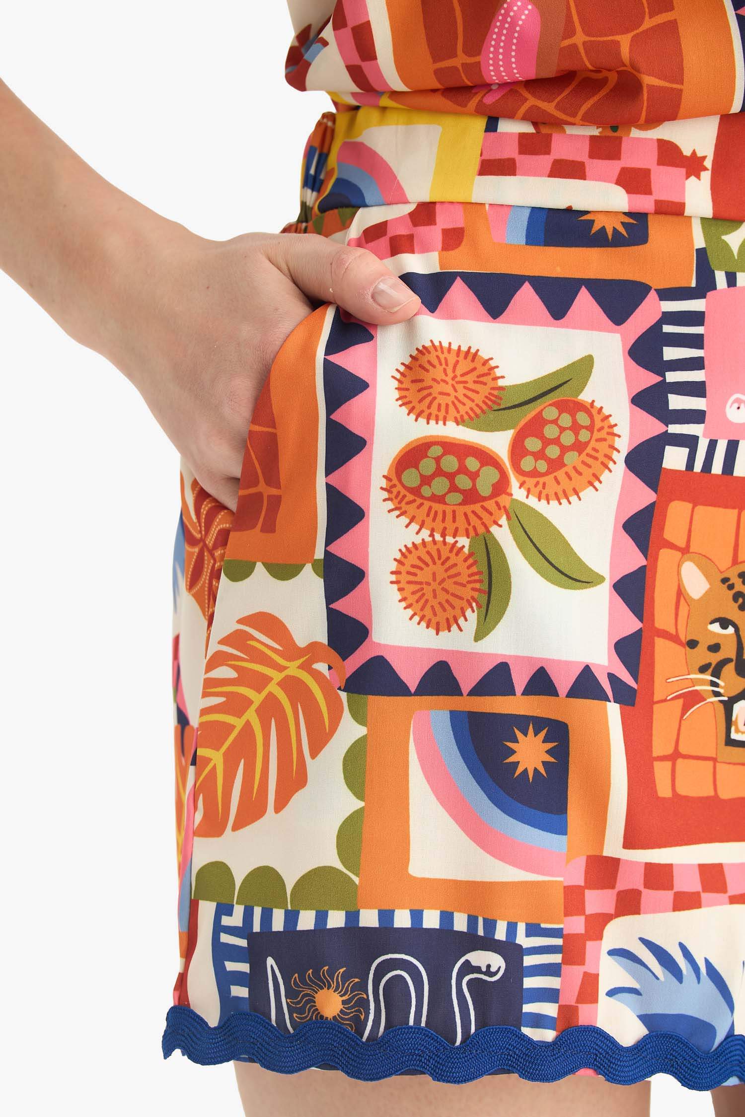 Fall in Love Regular Fit Tropical Patterned Beach Wear