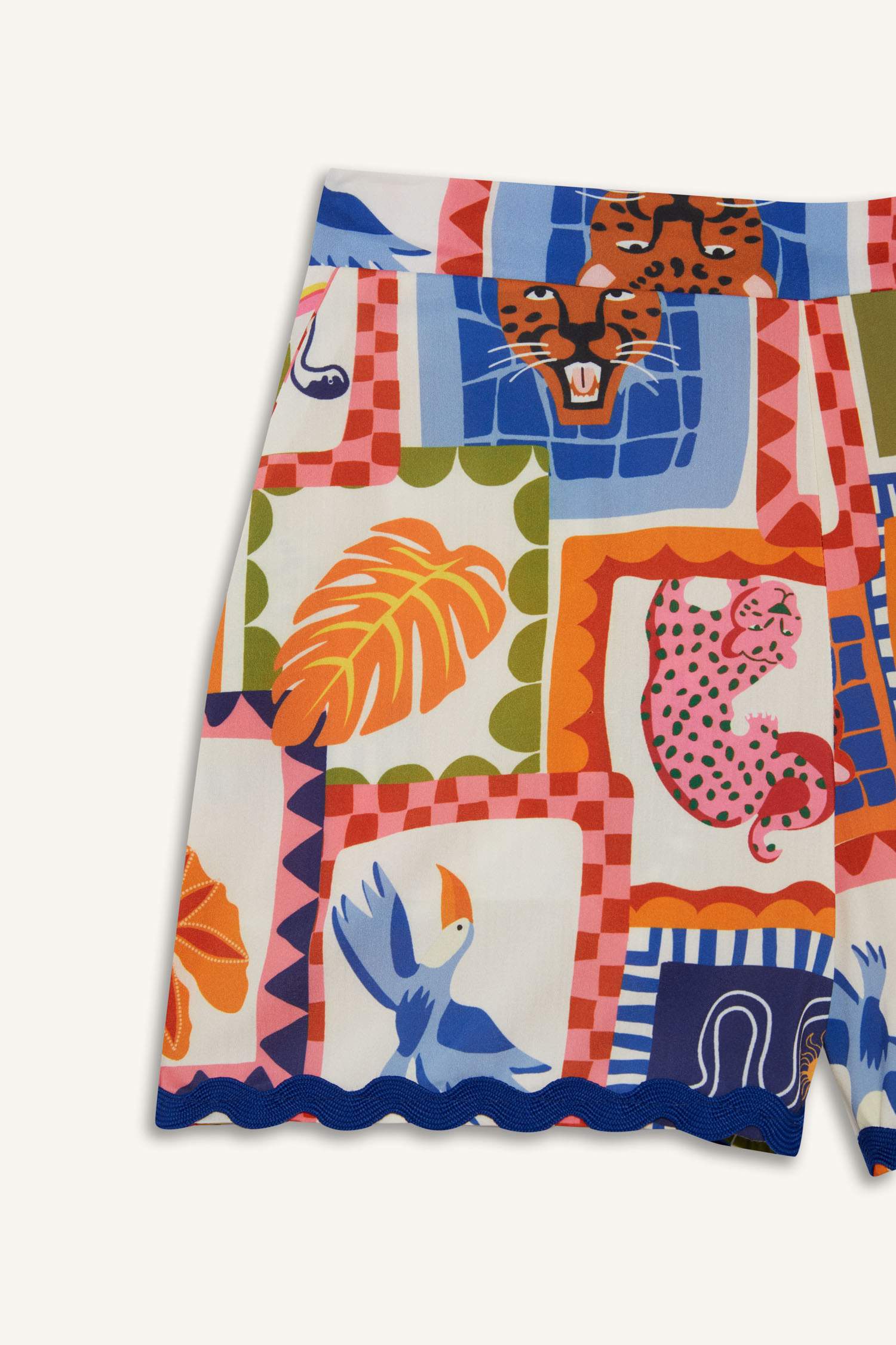 Fall in Love Regular Fit Tropical Patterned Beach Wear