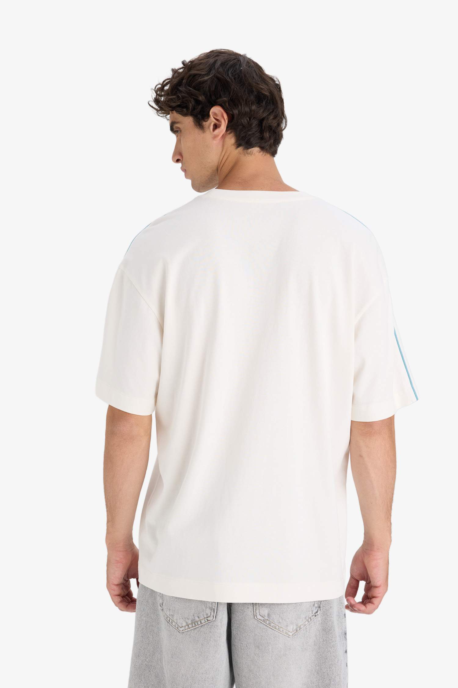 Boxy Fit Crew Neck Short Sleeve T-Shirt