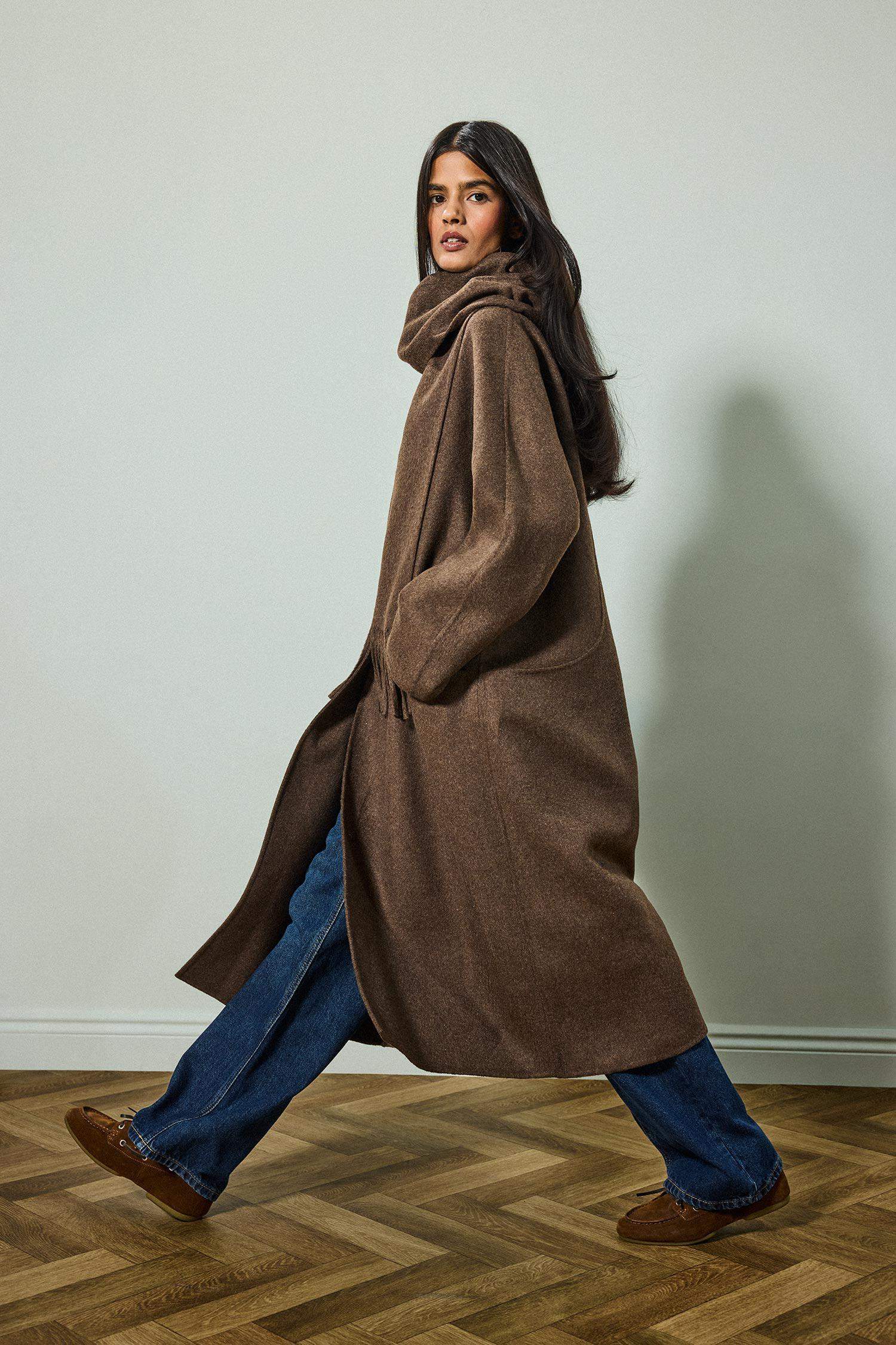 Yün Karışımlı Çıkarılabilir Atkılı Relax Fit Uzun Kaşe Kaban