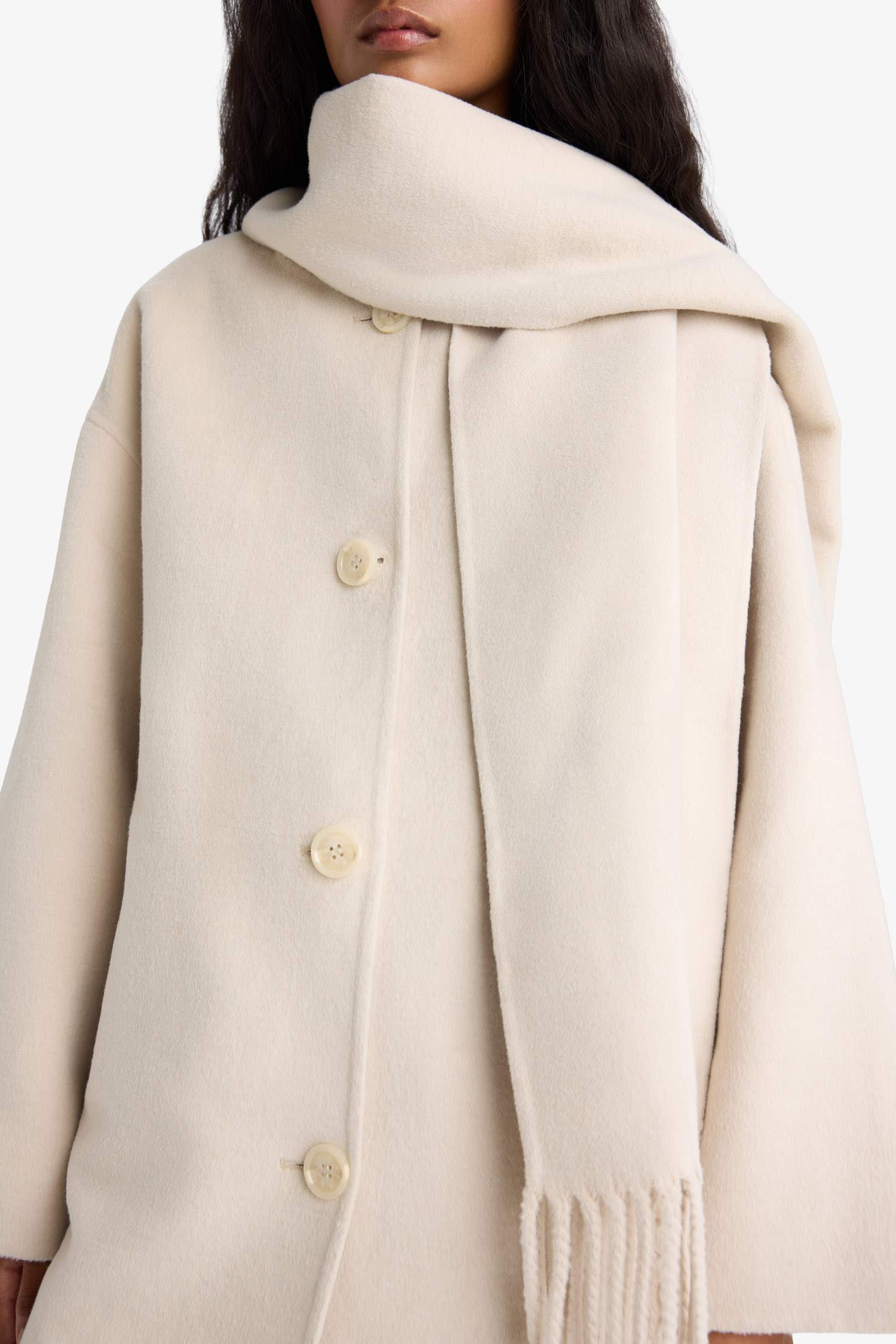 Relax Fit Düğmeli Kaşe Kaban