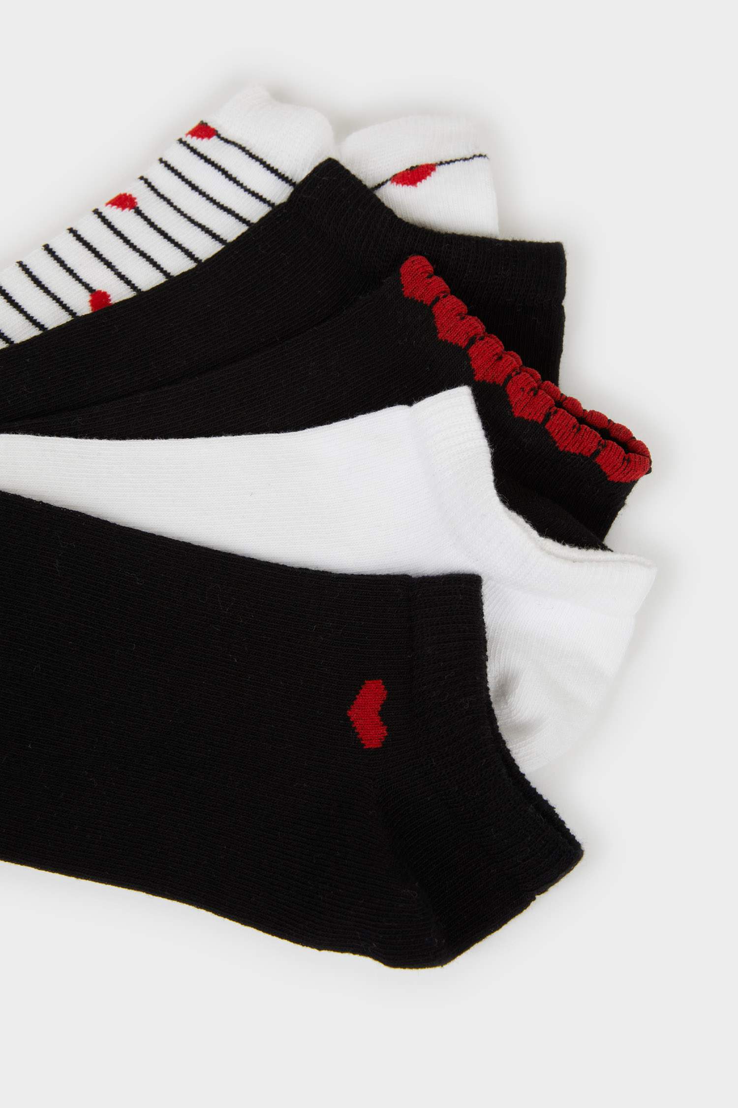 جوارب قصيرة نسائية من قطن - 5 قطع