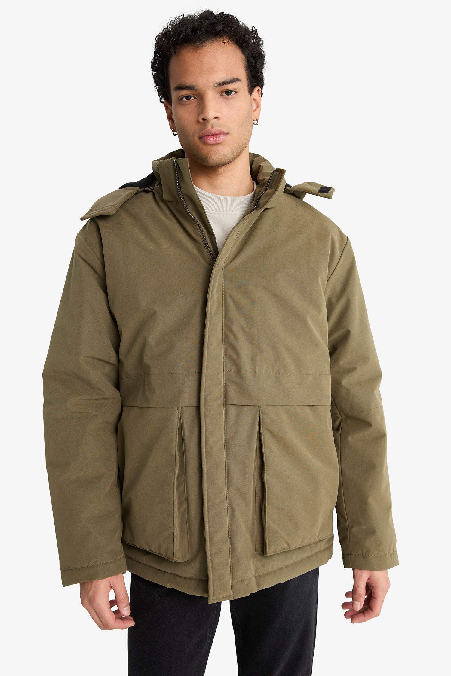 бас киімді Пальто