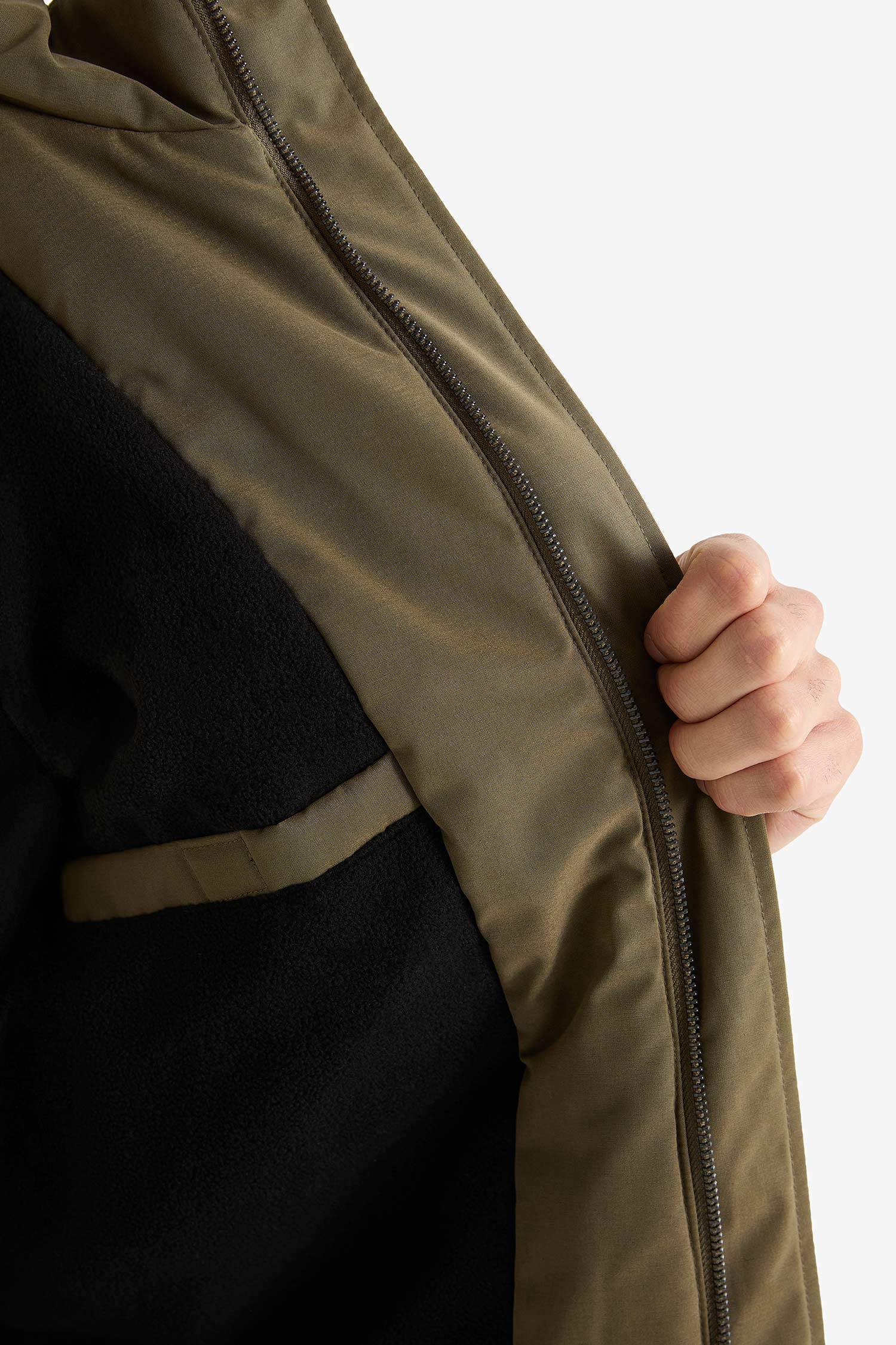 бас киімді Пальто