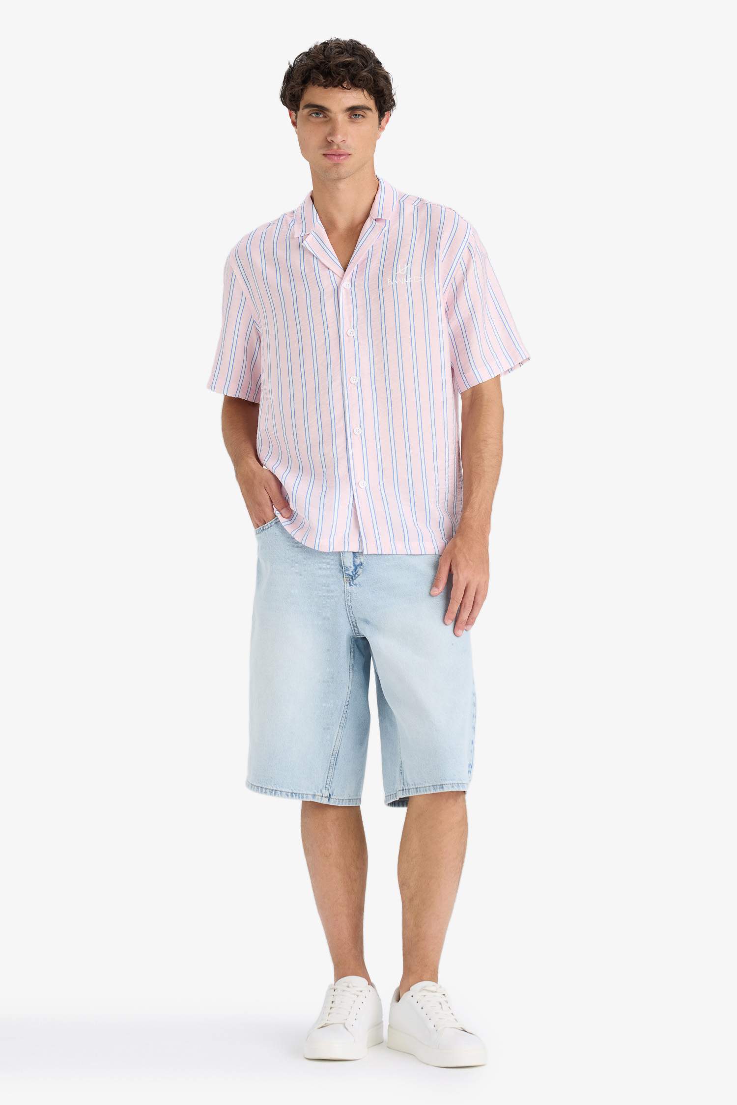 Relax Fit Apaş Yaka Baskılı Dokuma Çizgili Kısa Kollu Gömlek
