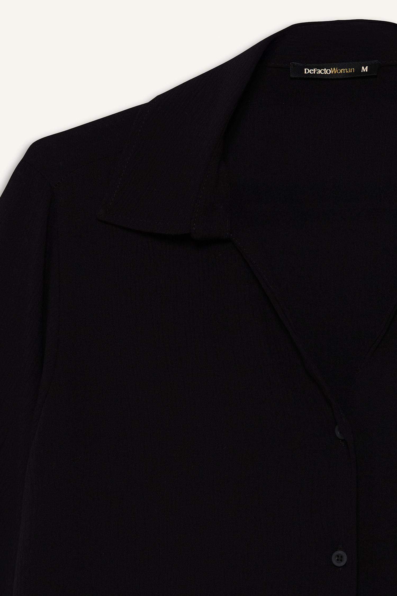 Regular Fit Kaçık Yaka Krinkıl Viskon Kısa Kollu Siyah Gömlek