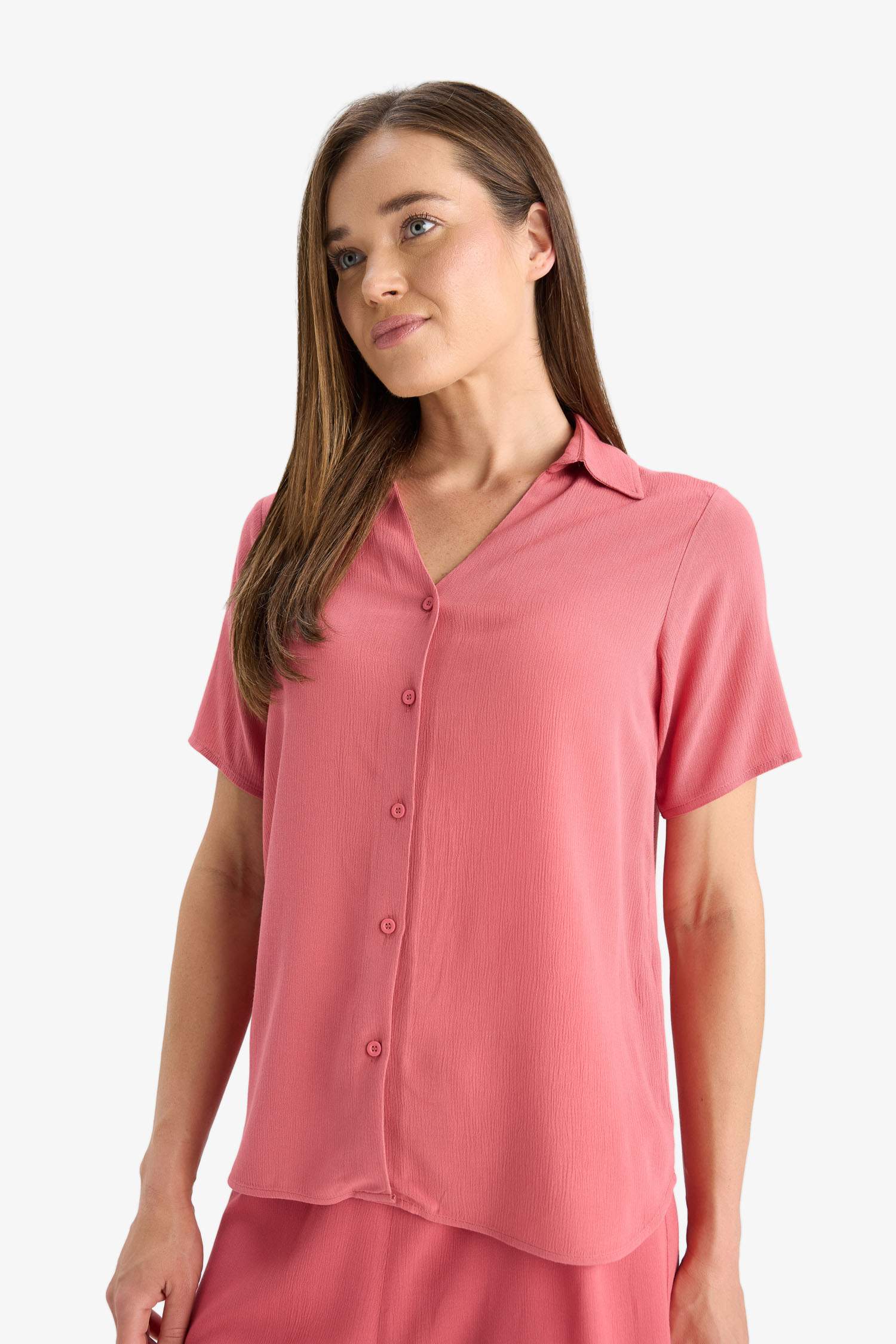 Regular Fit Kaçık Yaka Krinkıl Viskon Kısa Kollu Gömlek