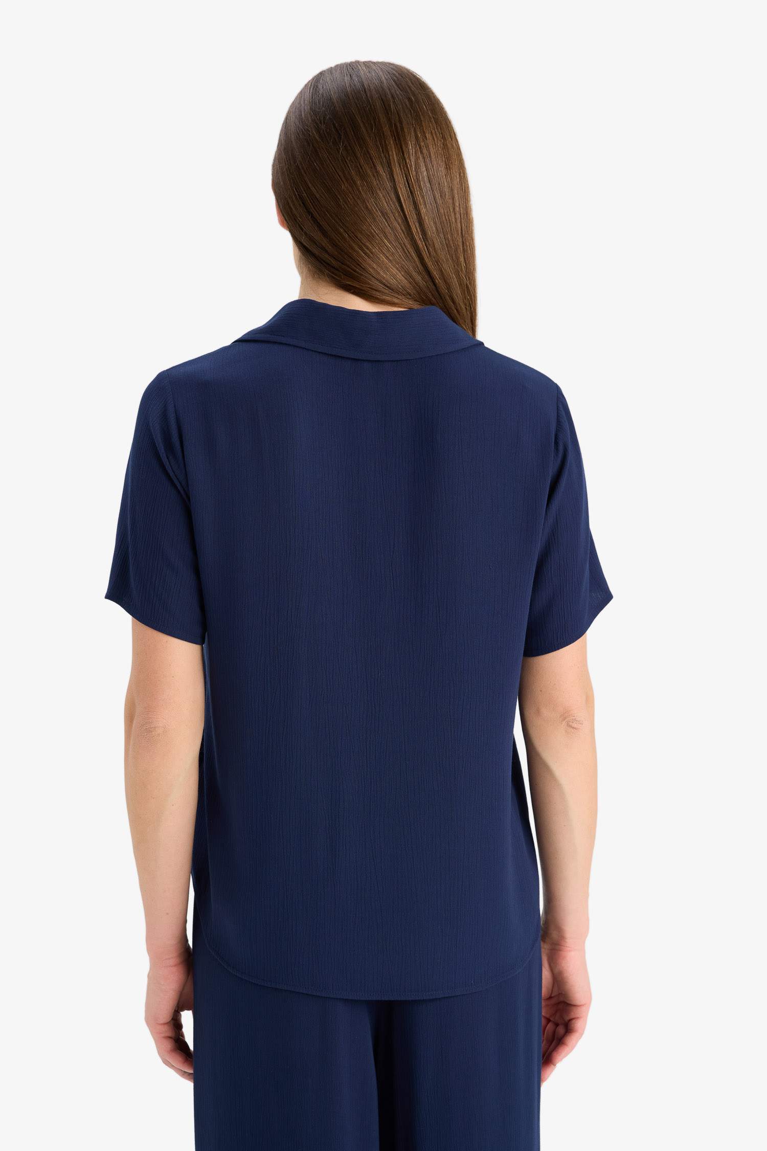 Regular Fit Flap Collar Crinkle Viscose Short Sleeve Shirt