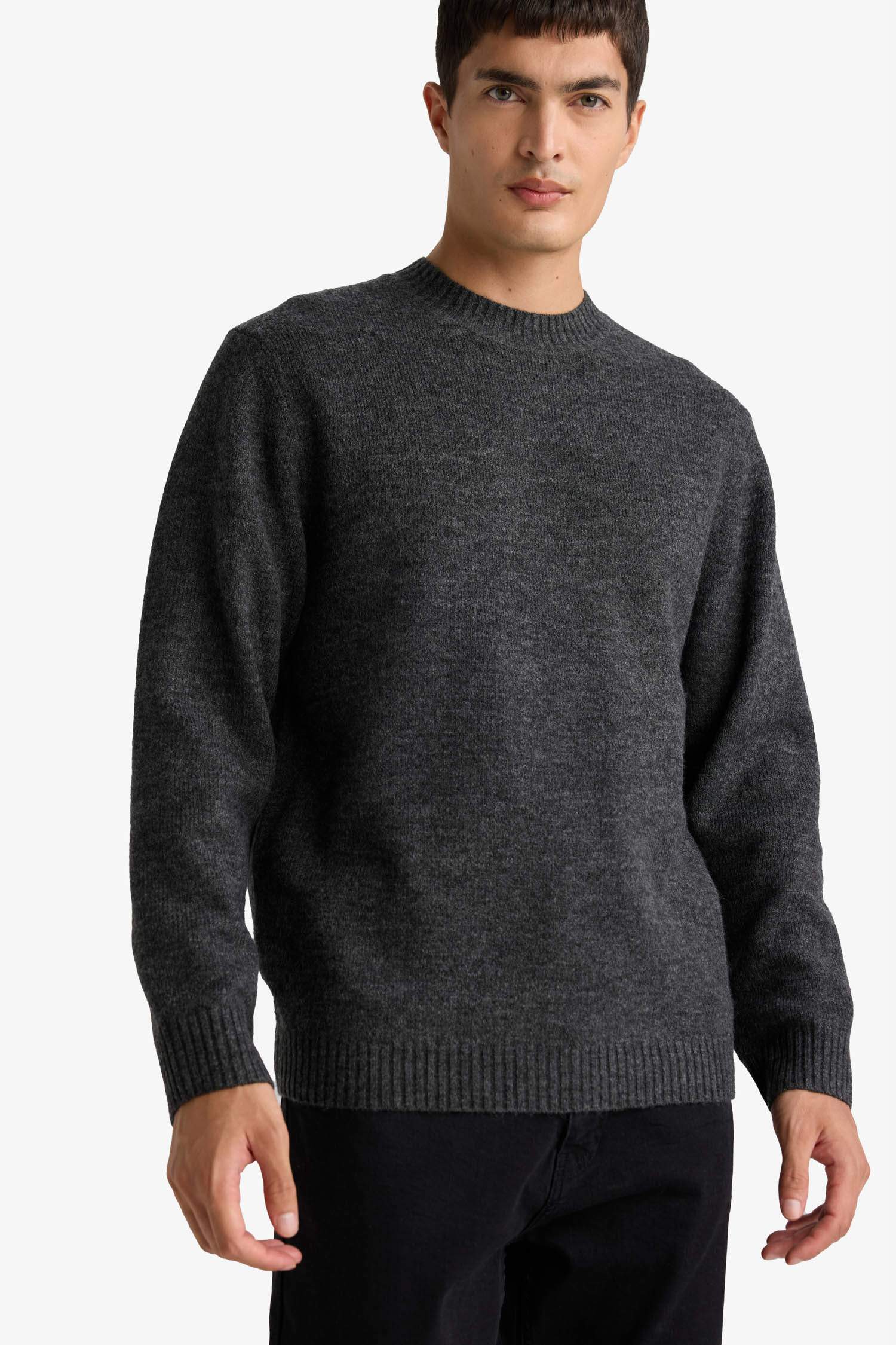 Relax Fit Crew Neck Knitwear Pullover