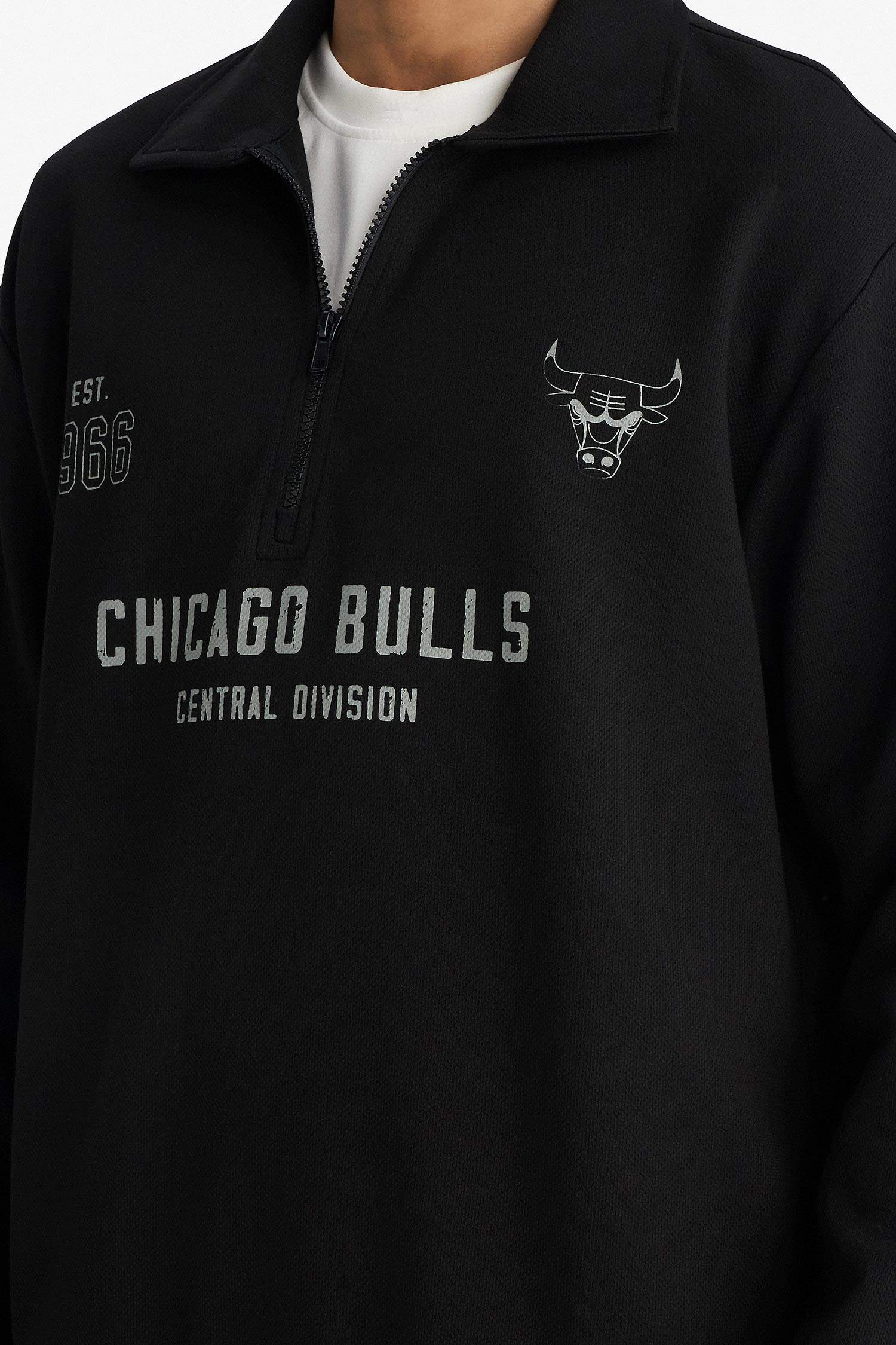 NBA Chicago Bulls Relax Fit Polo Yaka Jakarlı Sweatshirt