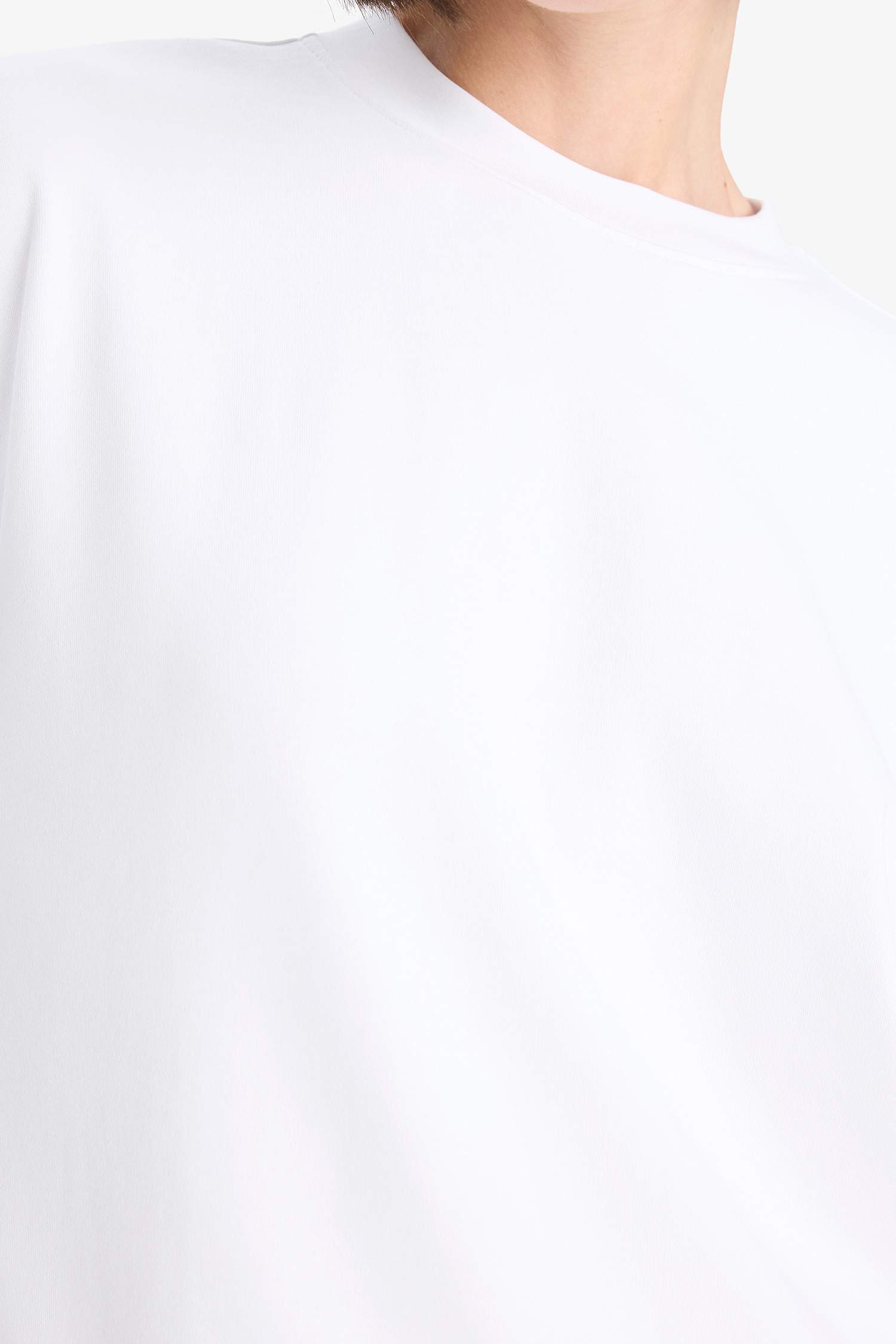 Oversize Fit Crew Neck Long Sleeve T-shirt