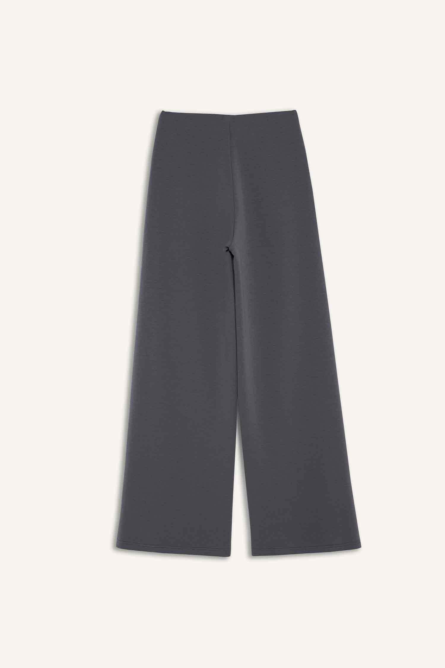 سروال قصة مستقيمة