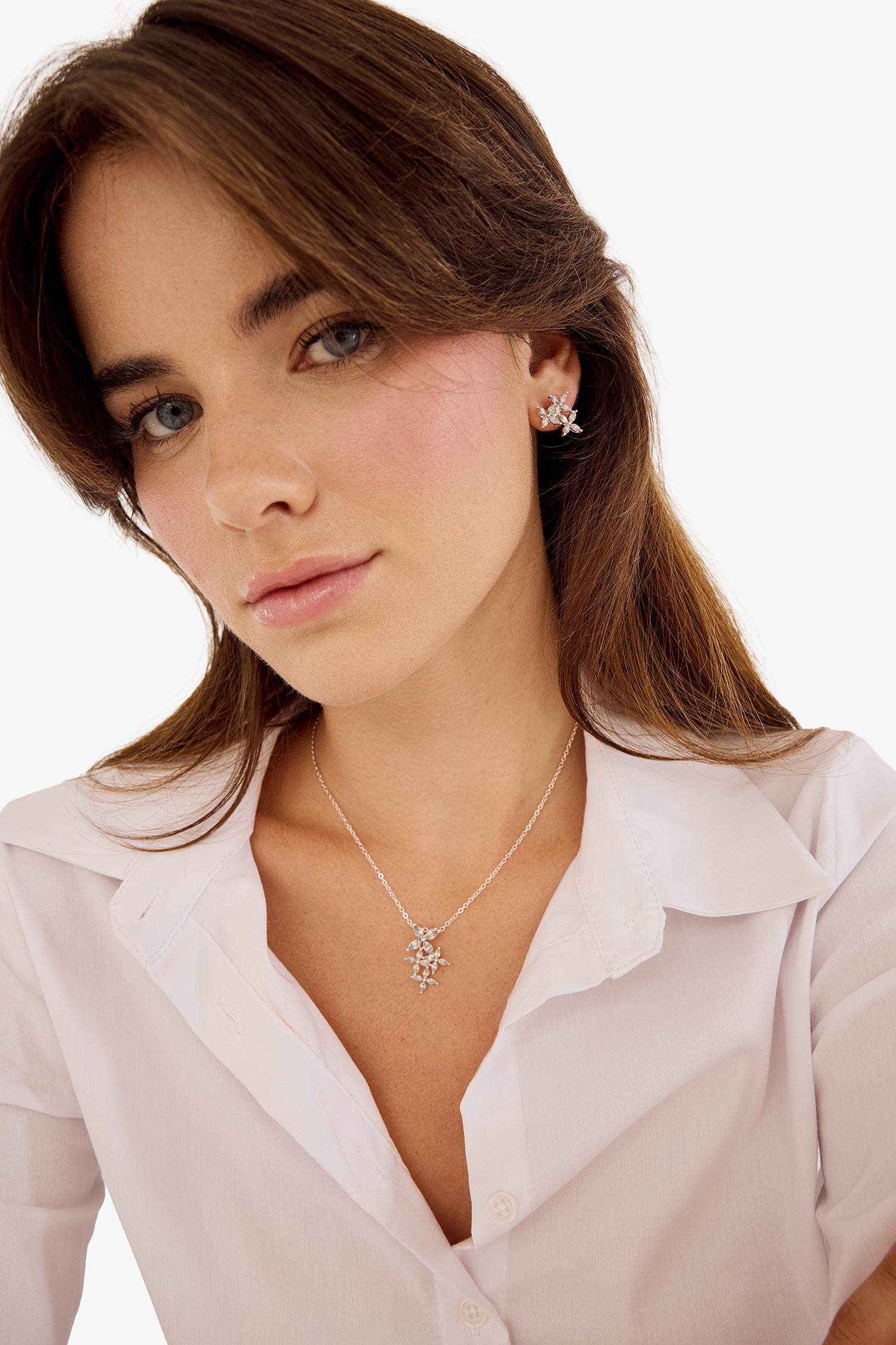 Kadın Taşlı Çiçekli Silver Kolye Küpe Seti