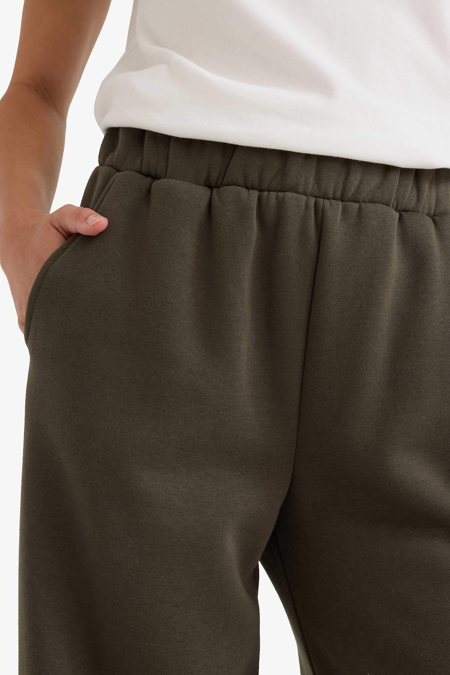 بنطرون رياضي وايد ليج برجل واسع قصة مستقيمة بجيب